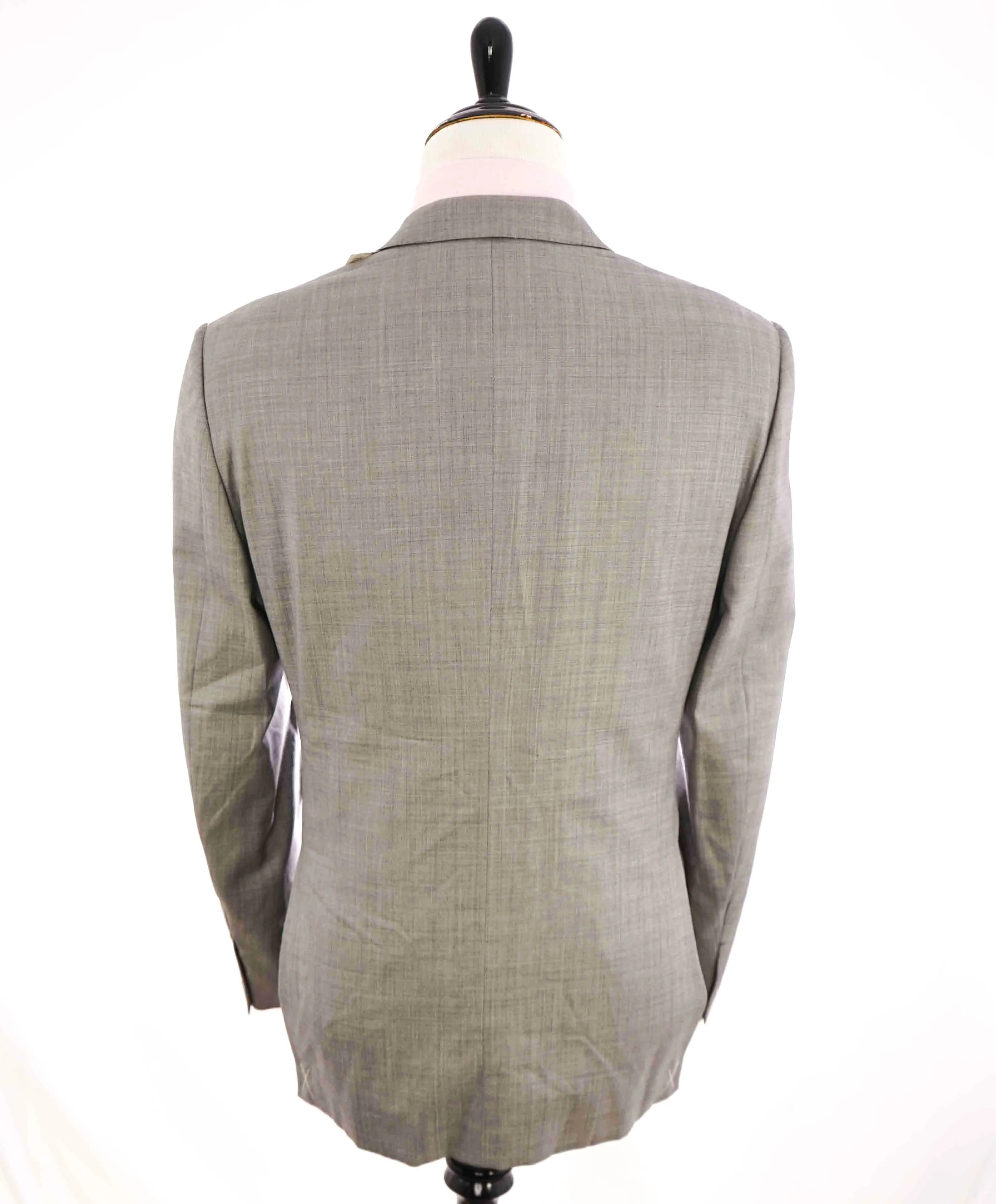 $4,690 ERMENEGILDO ZEGNA -"TROFEO 600" SILK Gray CLOSET STAPLE Suit - 44R