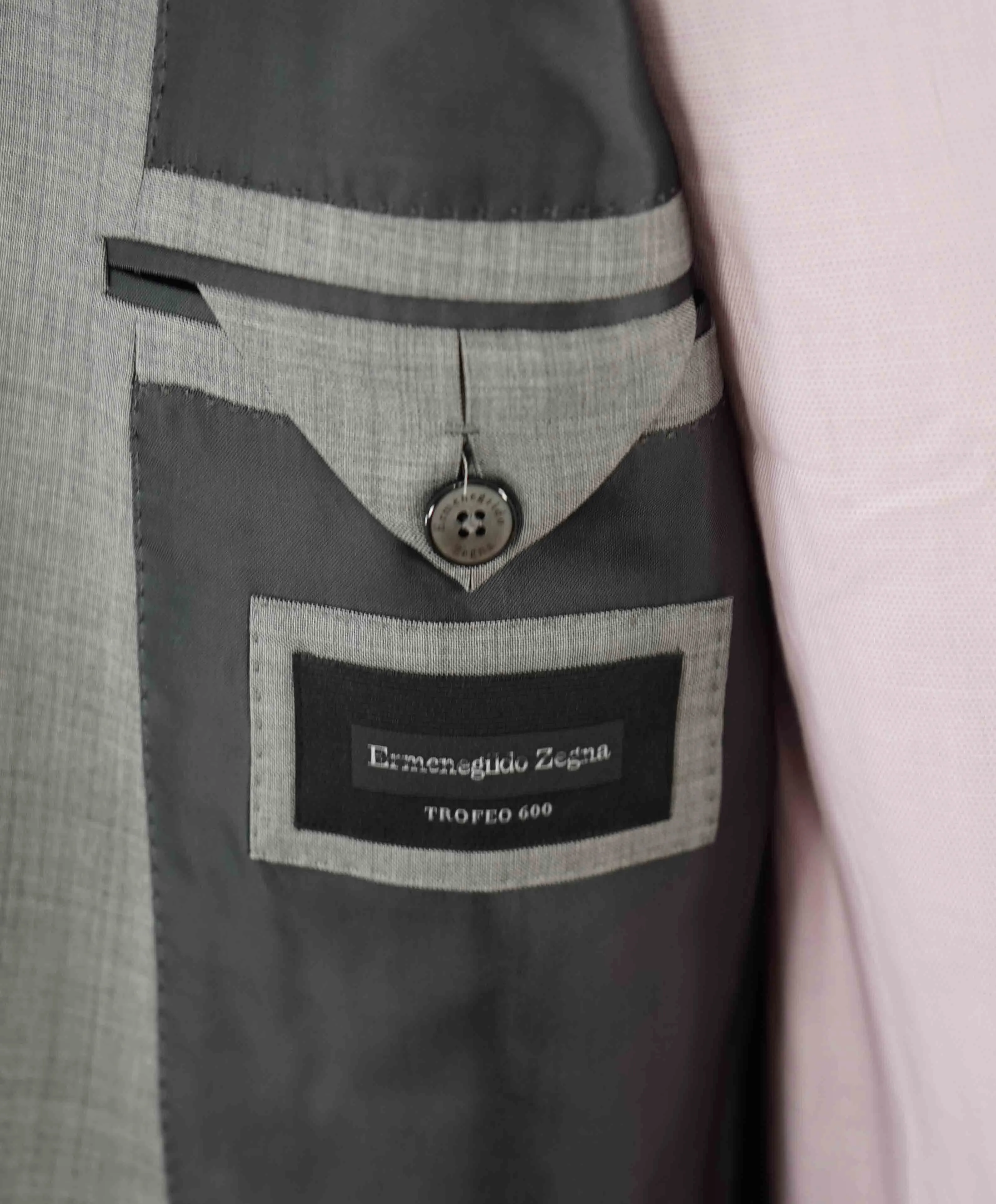 $4,690 ERMENEGILDO ZEGNA -"TROFEO 600" SILK Gray CLOSET STAPLE Suit - 44R