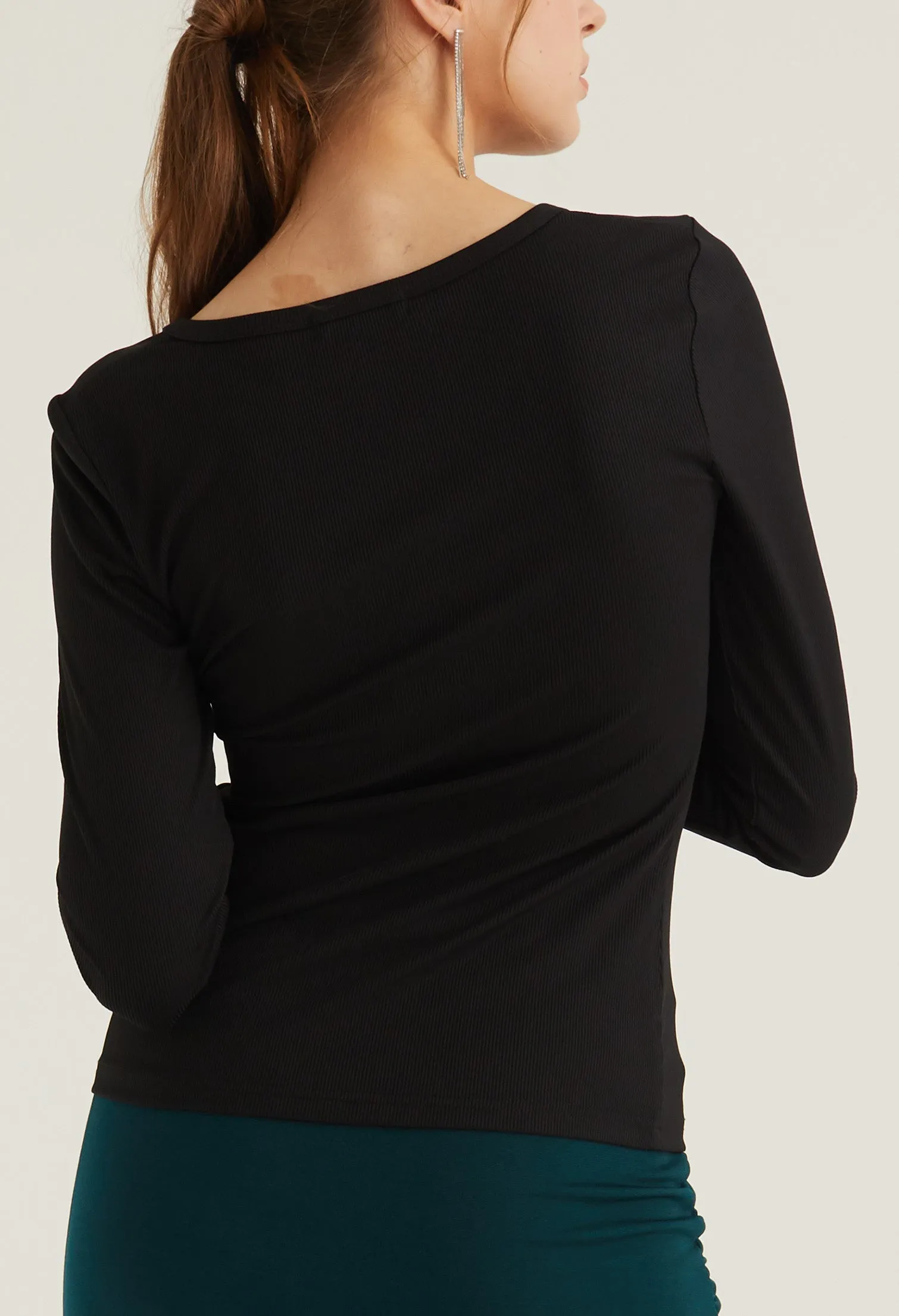 Basic Cinch Detail V Neck Top