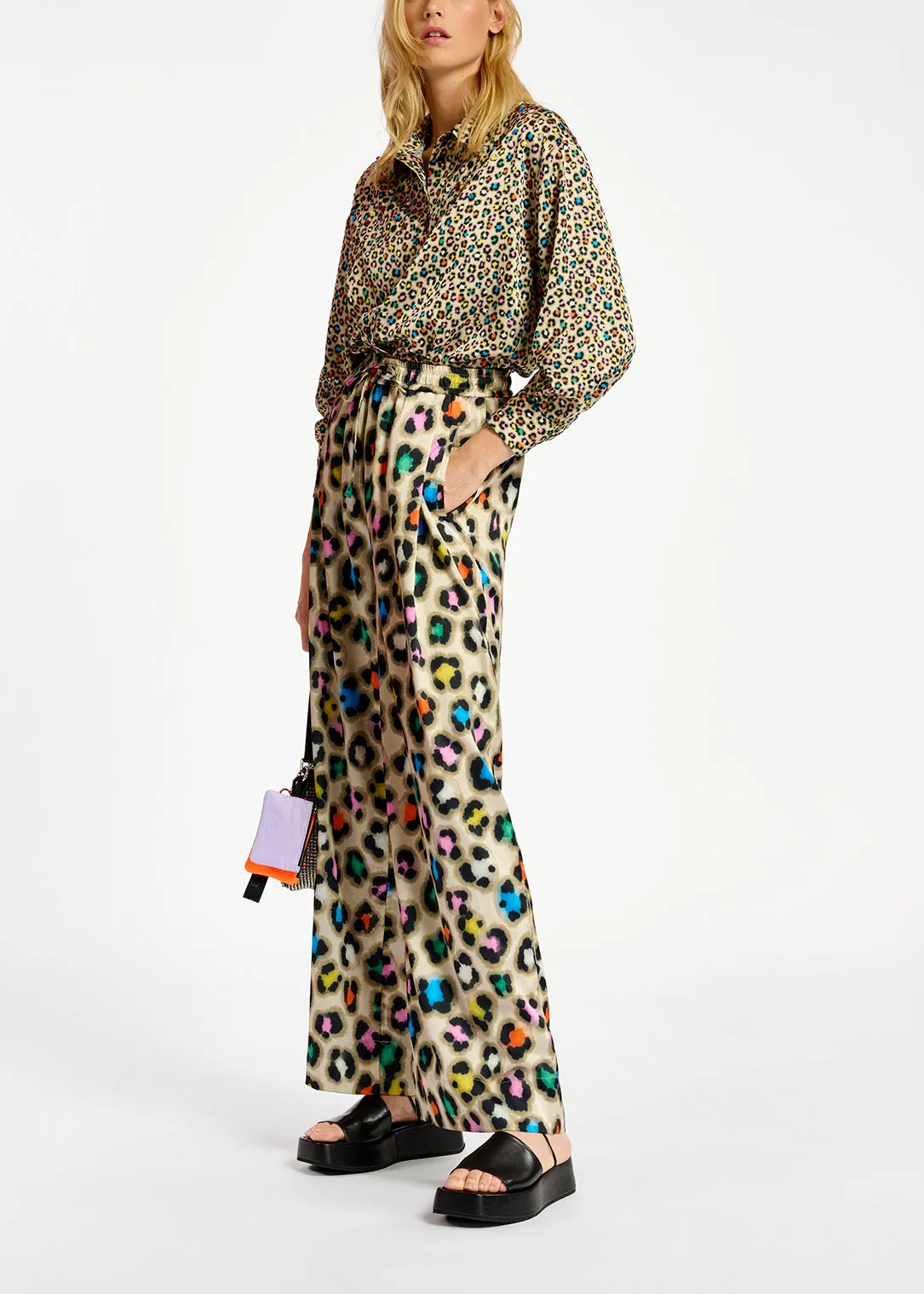 Beige wide-leg pants with multicolor leopard print