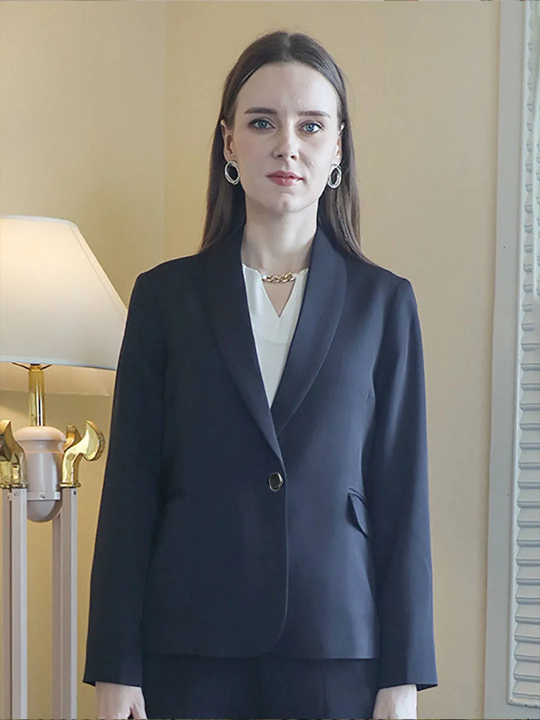 Black Solid Fitted Blazer