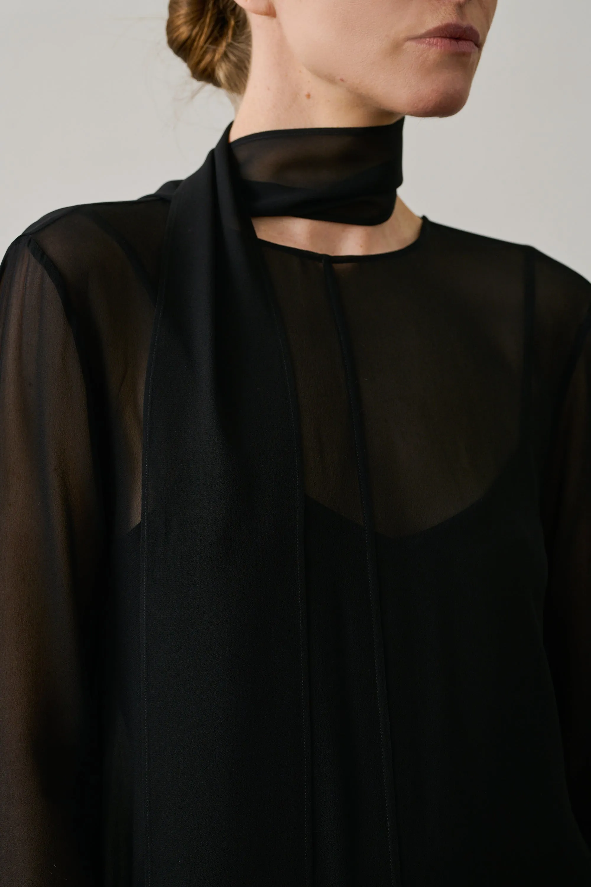 BLACK VIK SCARF