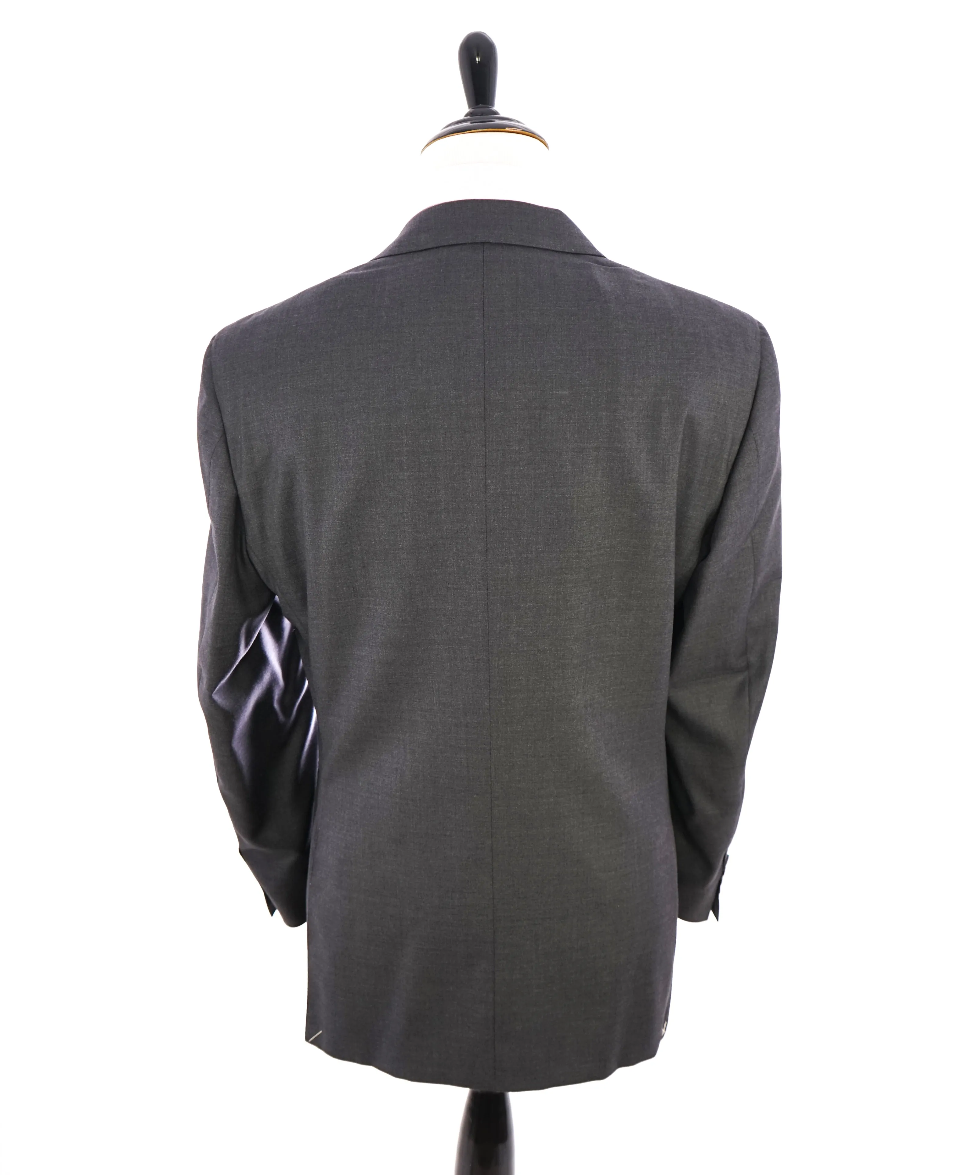 CANALI - Gray Charcoal *CLOSET STAPLE* Notch Lapel Iconic Suit -  46R