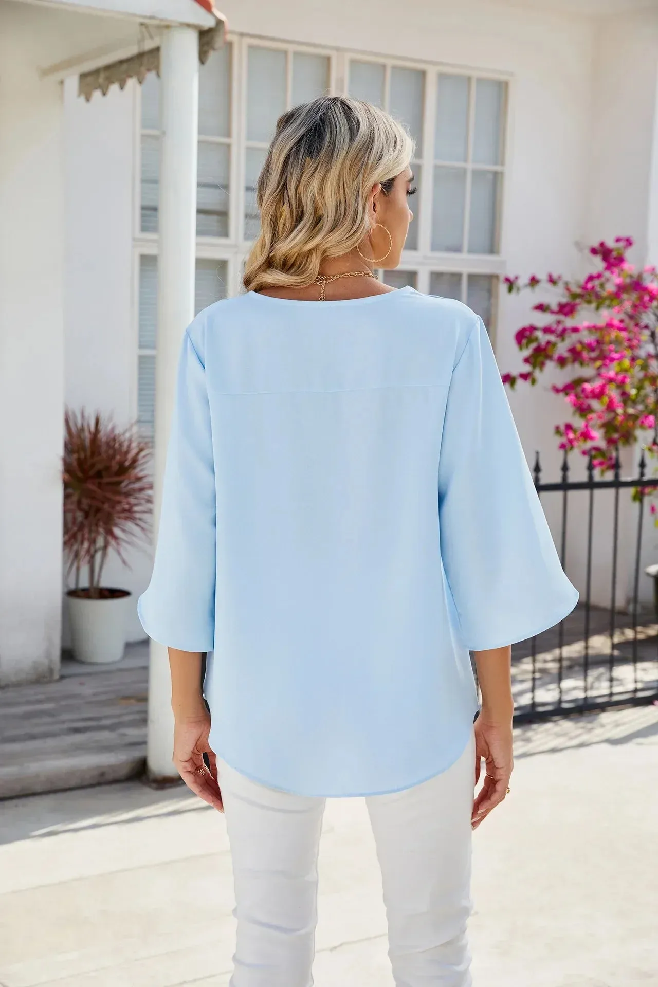Cara - V-neck Top