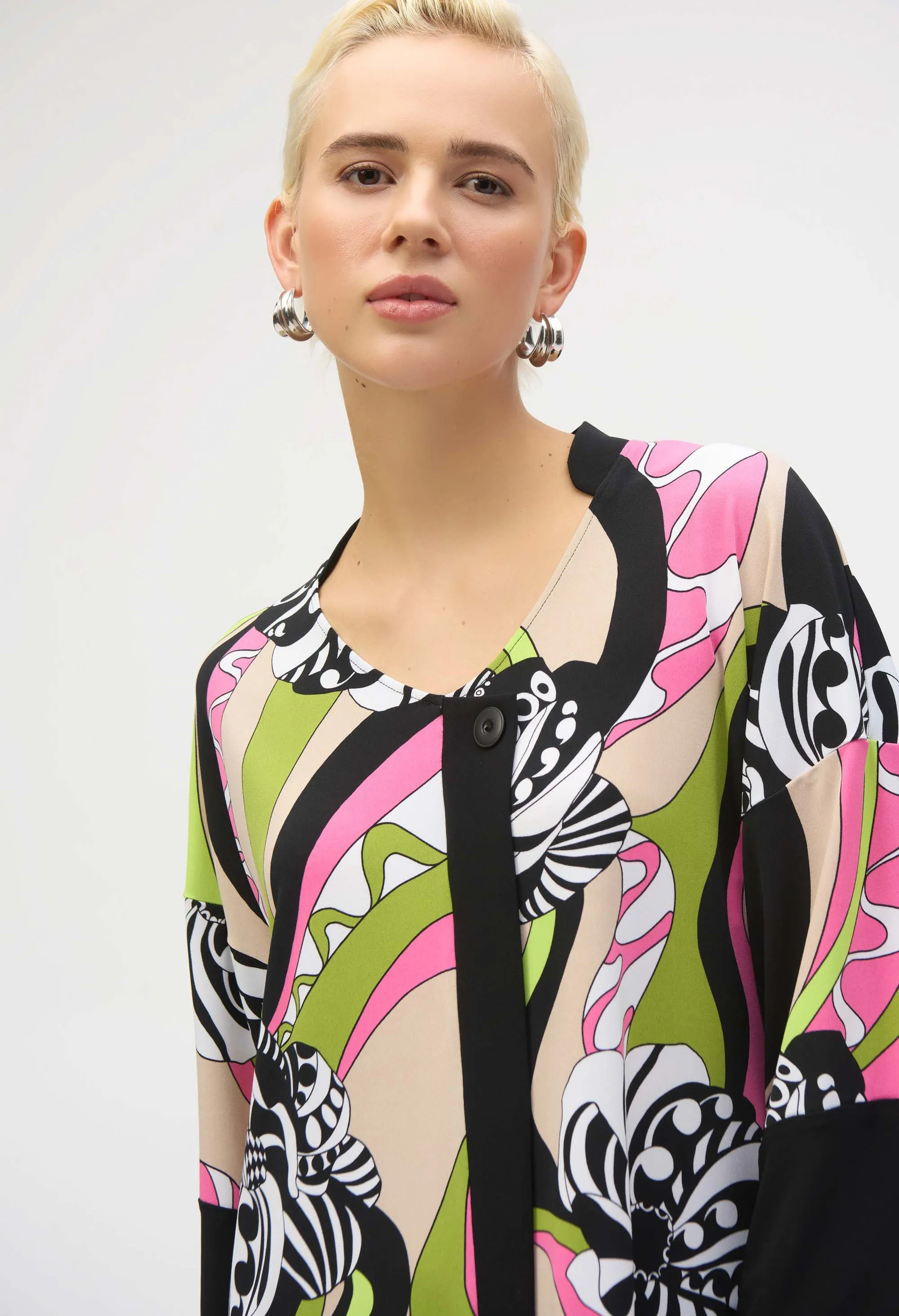 Casual V-neck Floral Top