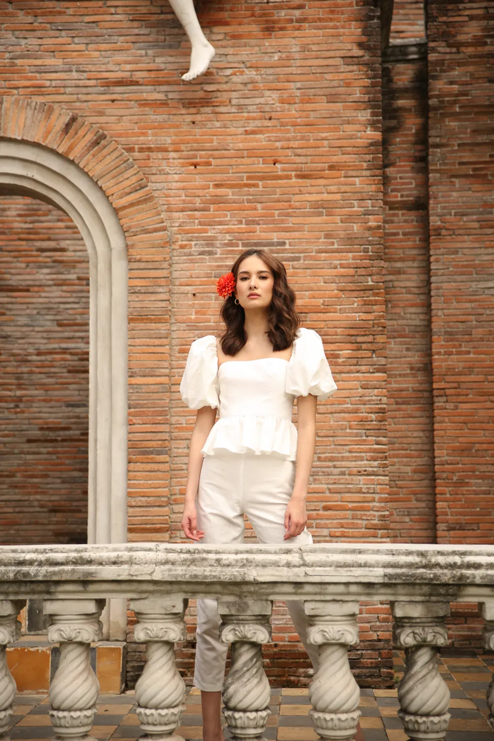 CLARA TOP Peplum Puff Sleeve Blouse (White Linen)