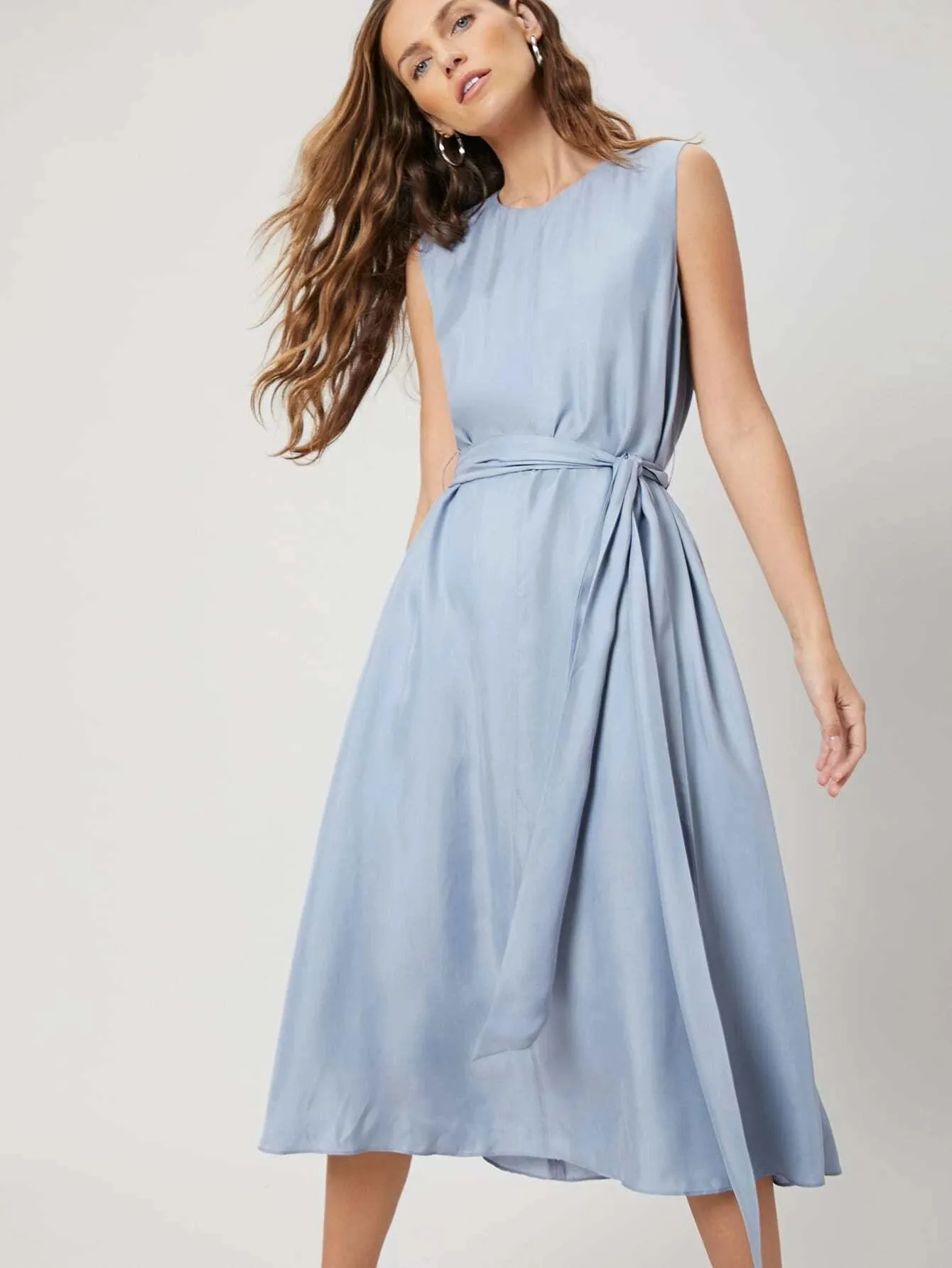 CM-ES414096 Women Elegant Seoul Style Round Neck Sleeveless Flowy Belted Dress - Baby Blue