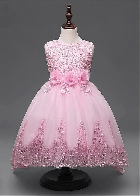 Dazzling Lace  Flower Girl Dresses With Handmade Flowers