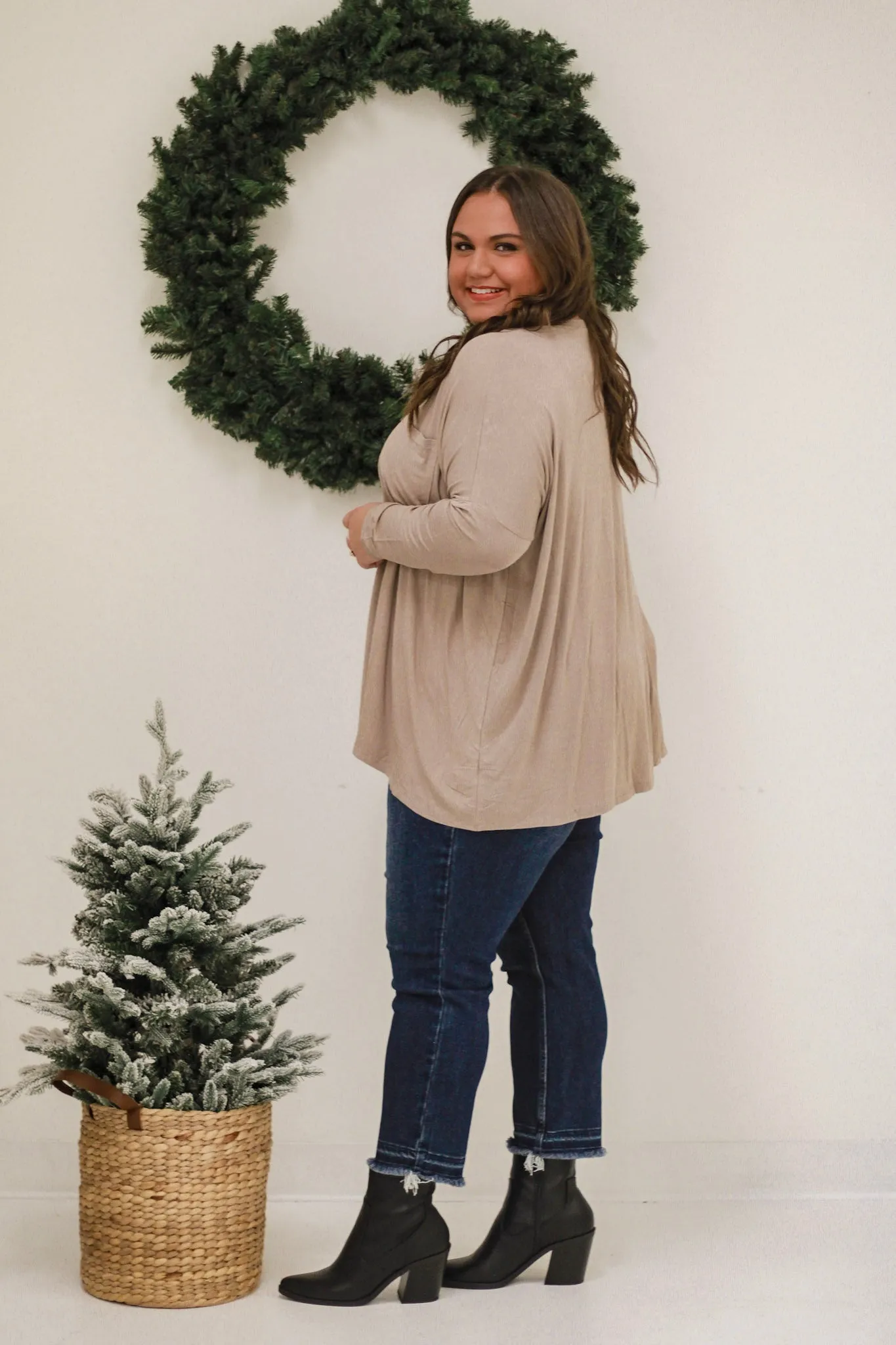 DB At a Glance V Neck Top in Ash Mocha