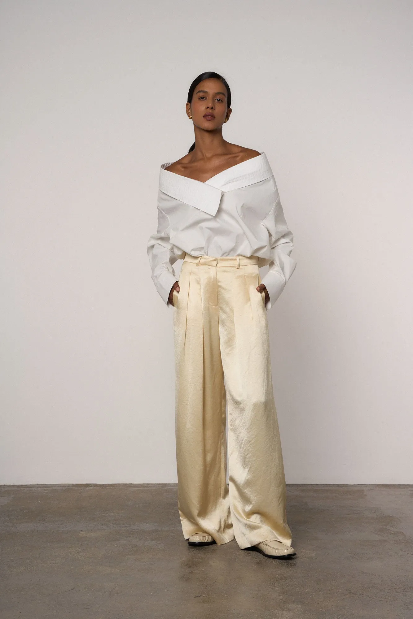 Double Pleat Wide Leg Trouser