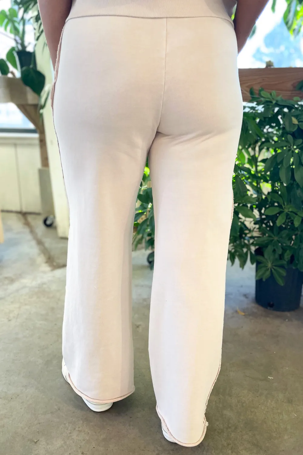 Elastic Waistband Wide Leg Pants