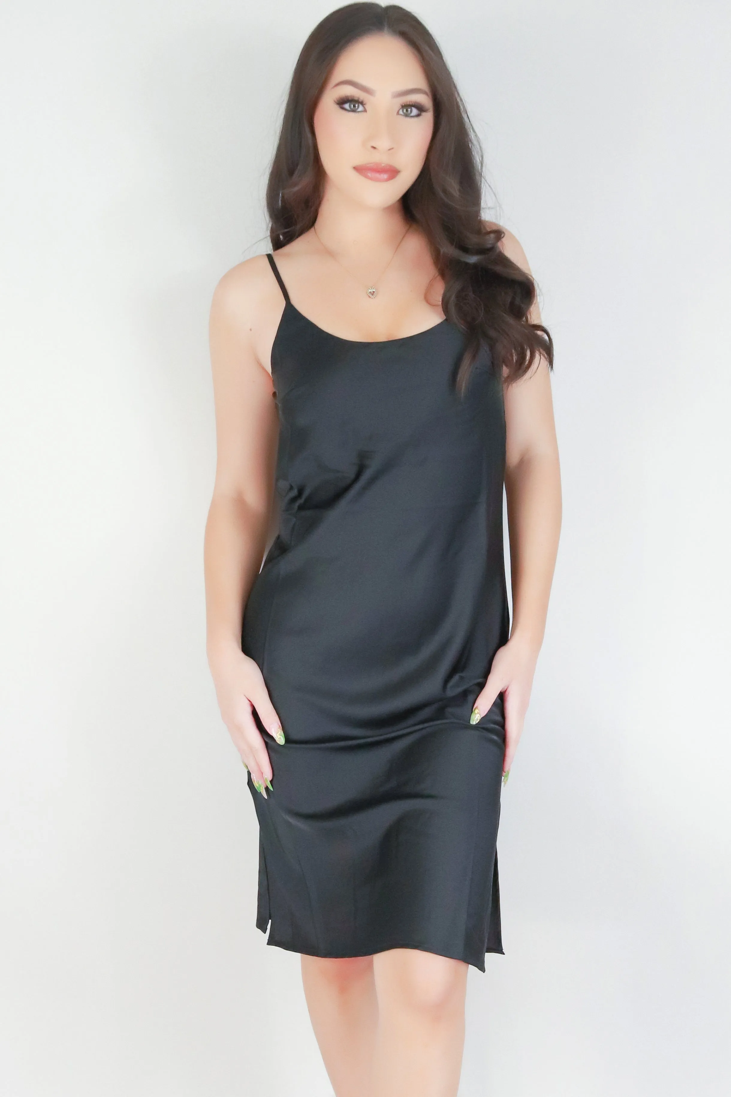 FEELING GOOD MIDI DRESS