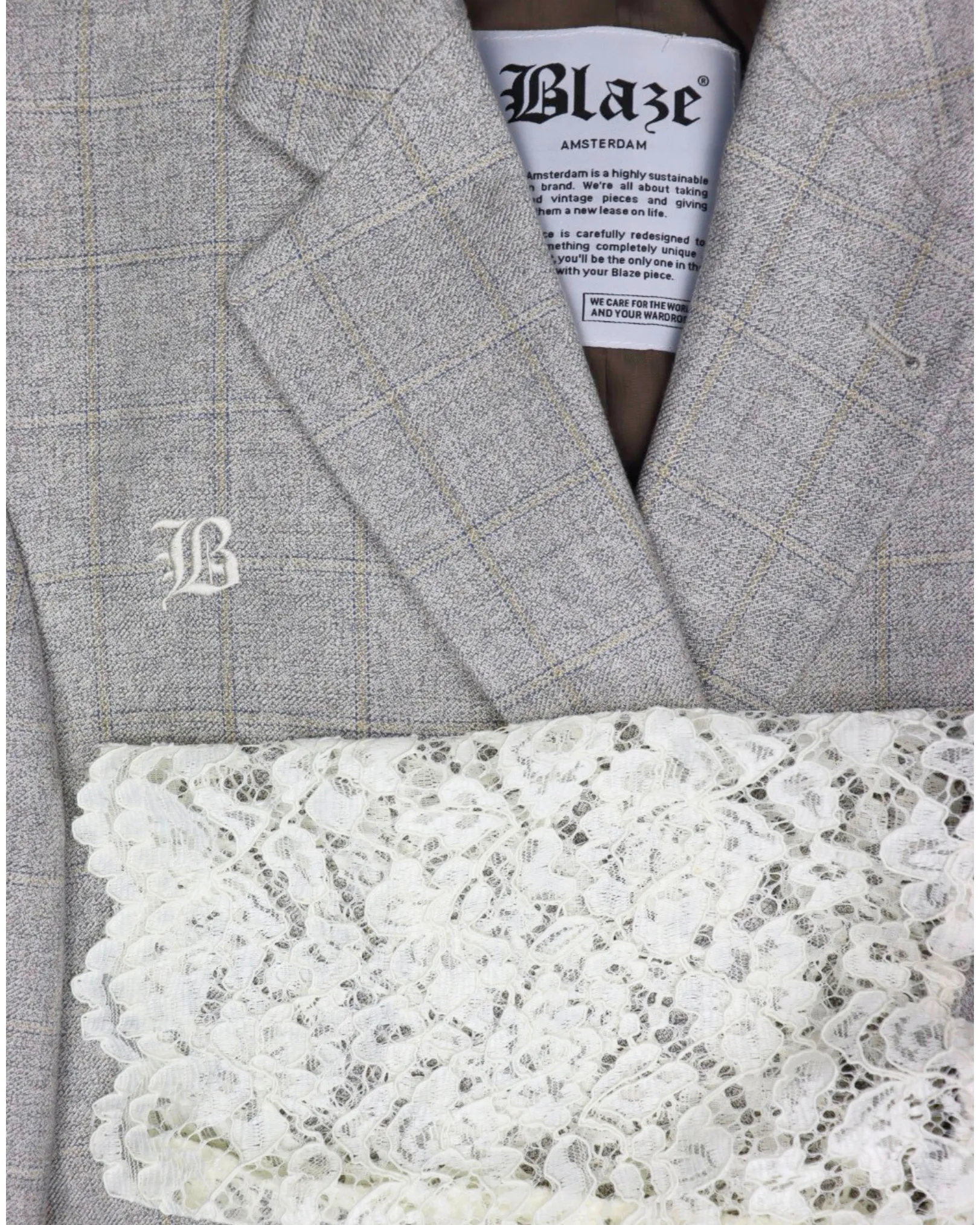 FITTED LACE BLAZE