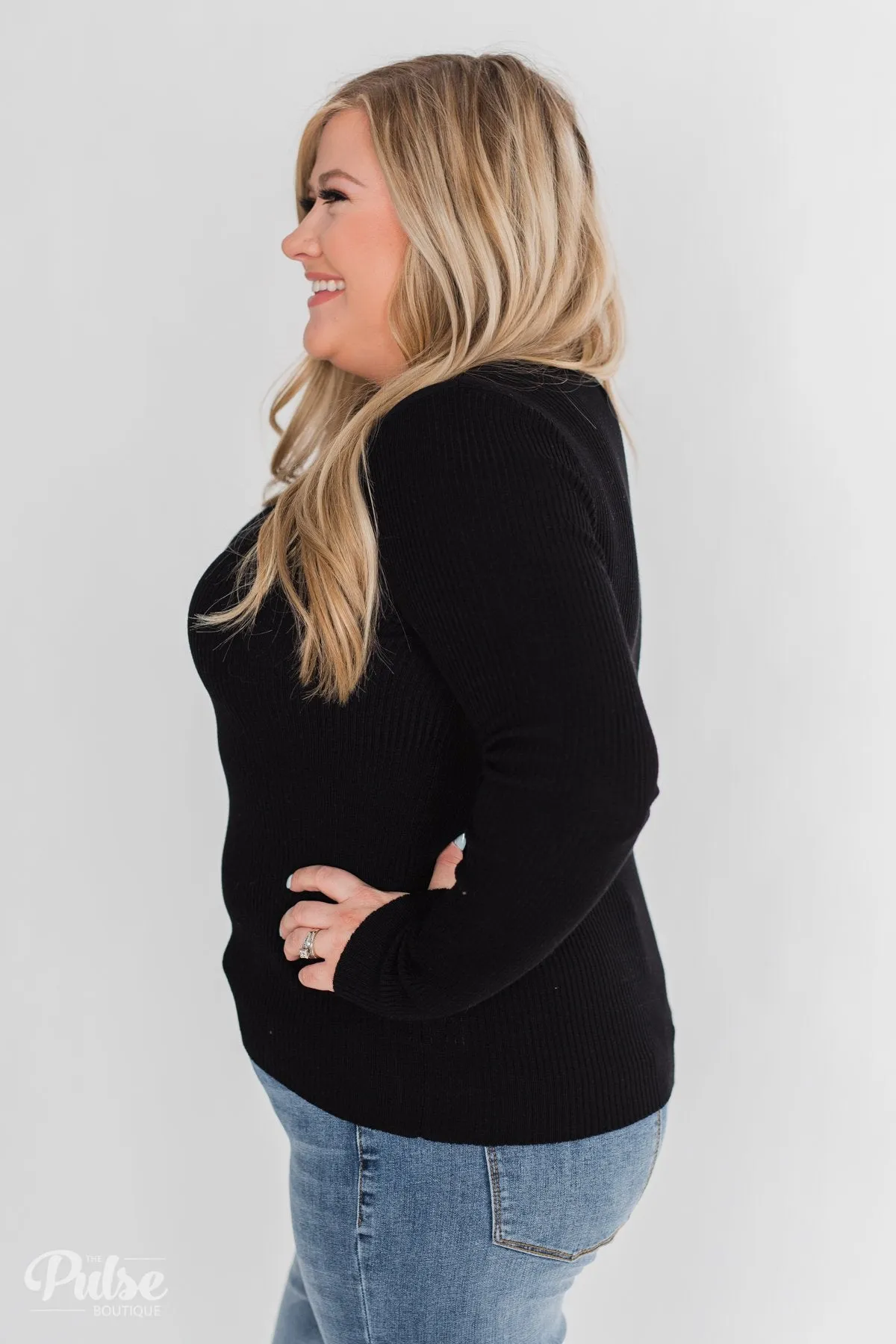 Fitted V-Neck Long Sleeve Top - Black