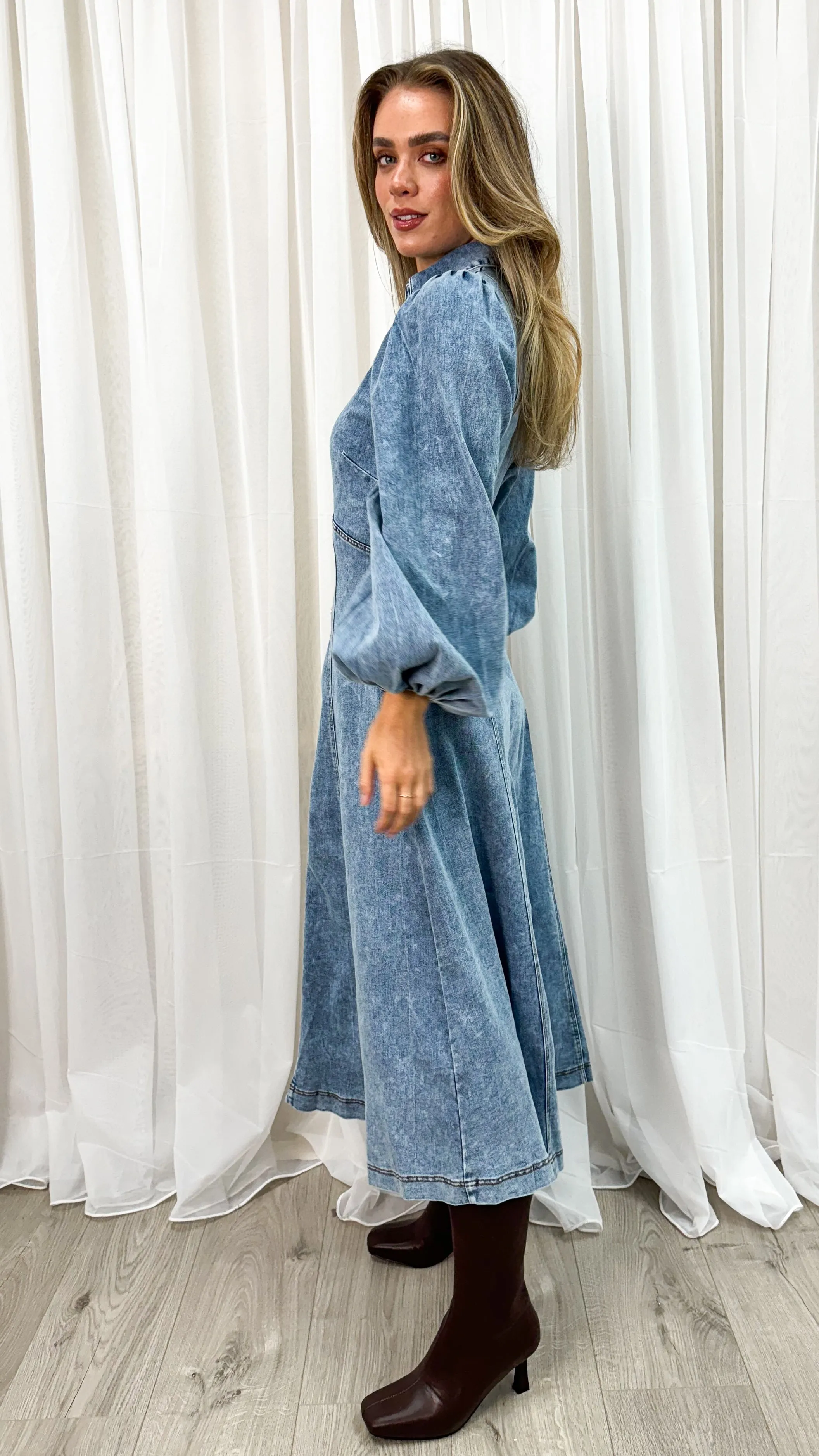 GWEN DRESS - DENIM