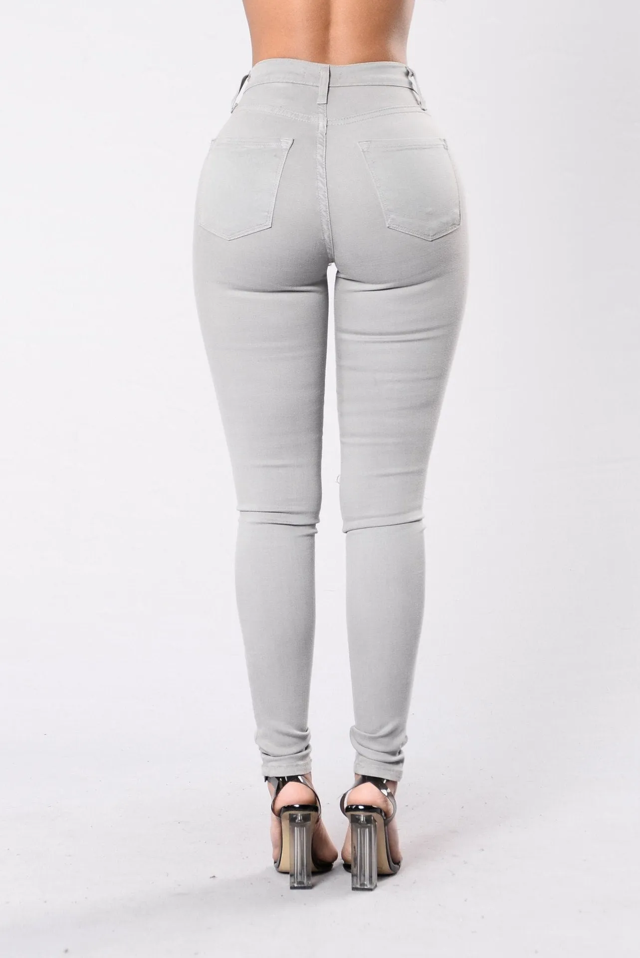Jasmin - ComfyChic Winter high-waisted skinny jeans