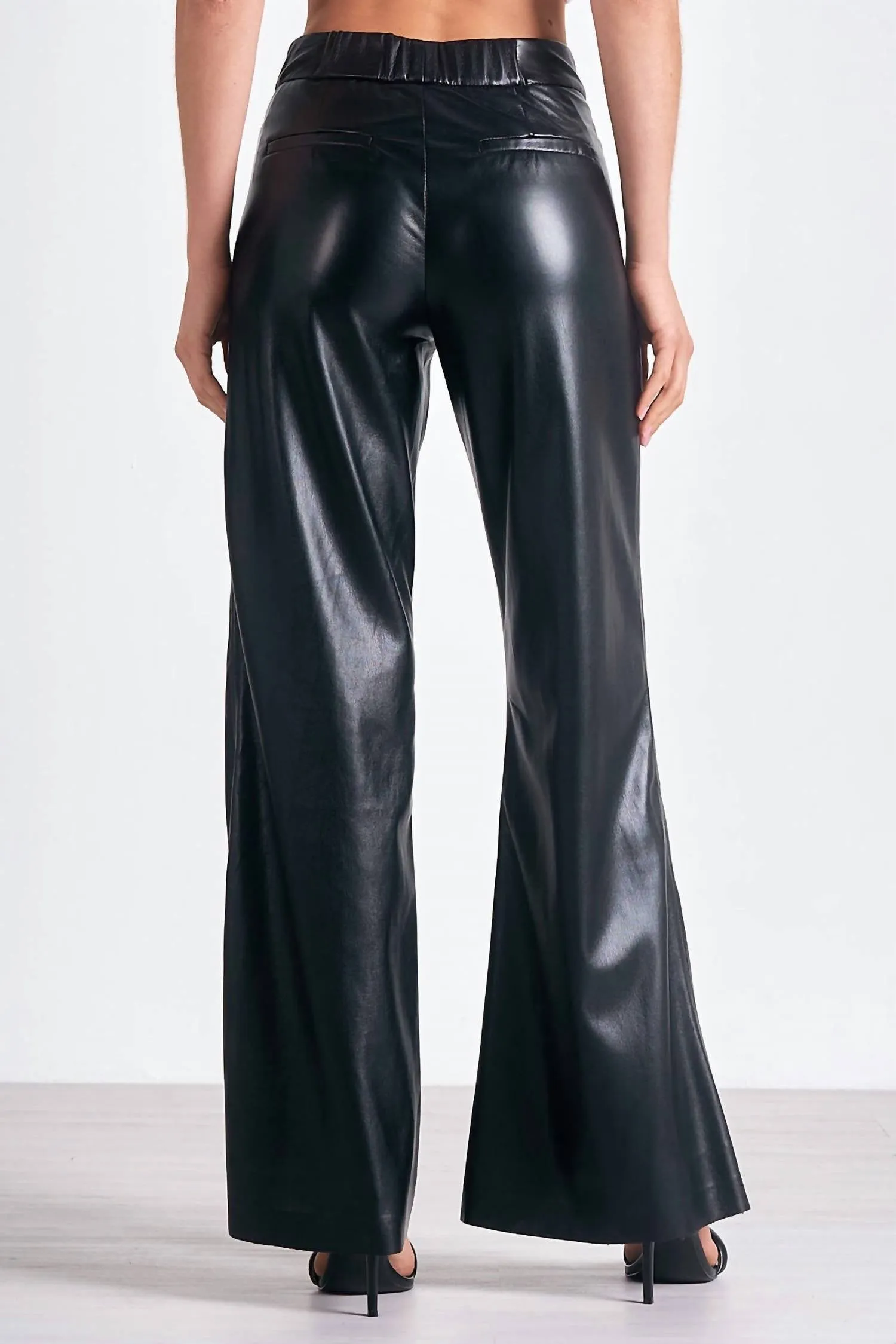 Leather High Waisted Pants In Black