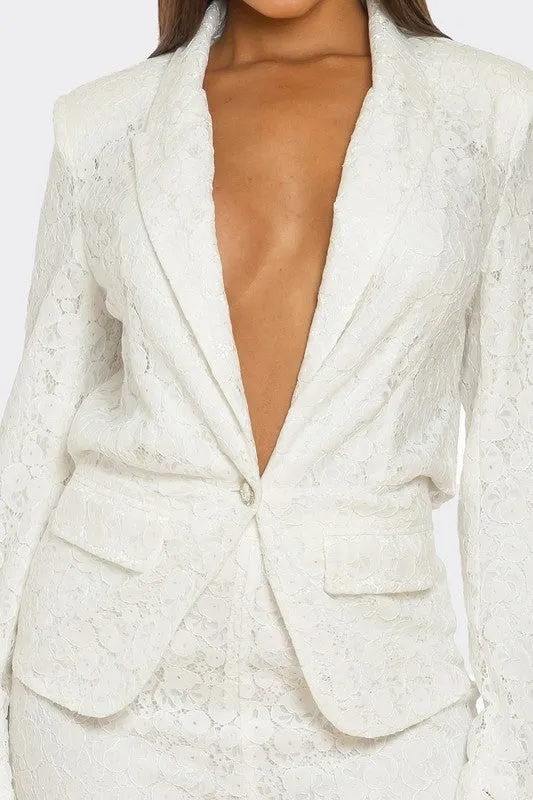 Luxe 2-piece White Lace Ensemble Pants Suit