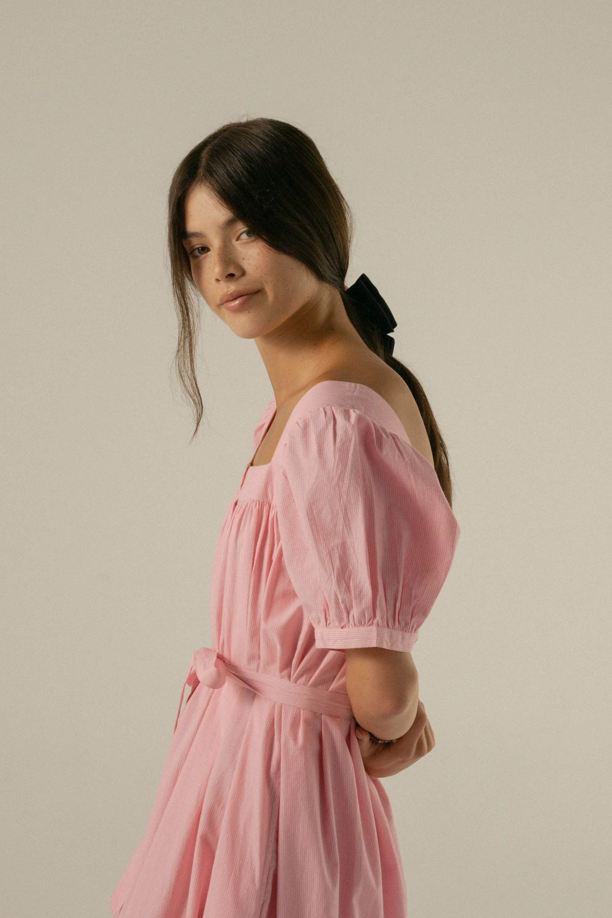 Oak Meadow - Gigi Midi Dress in Juni Rose Pinstripe
