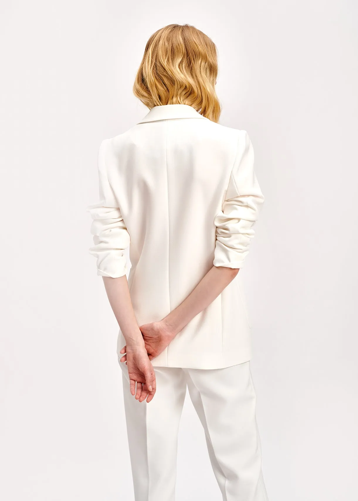 Off-white tailored blazer