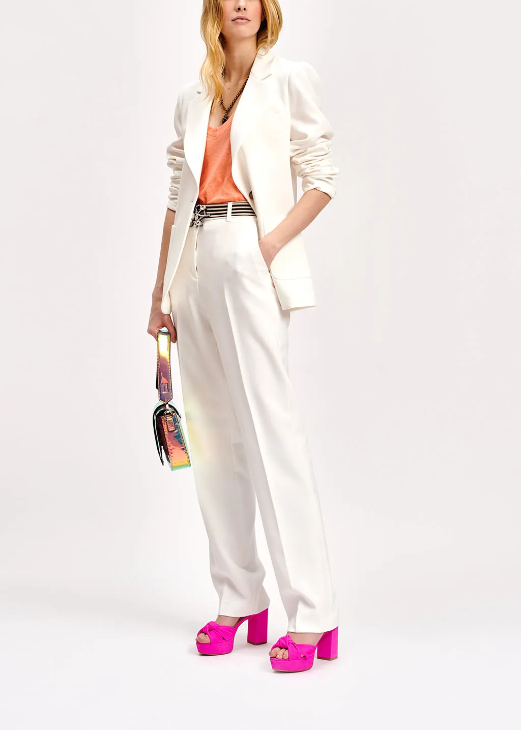 Off-white tailored blazer