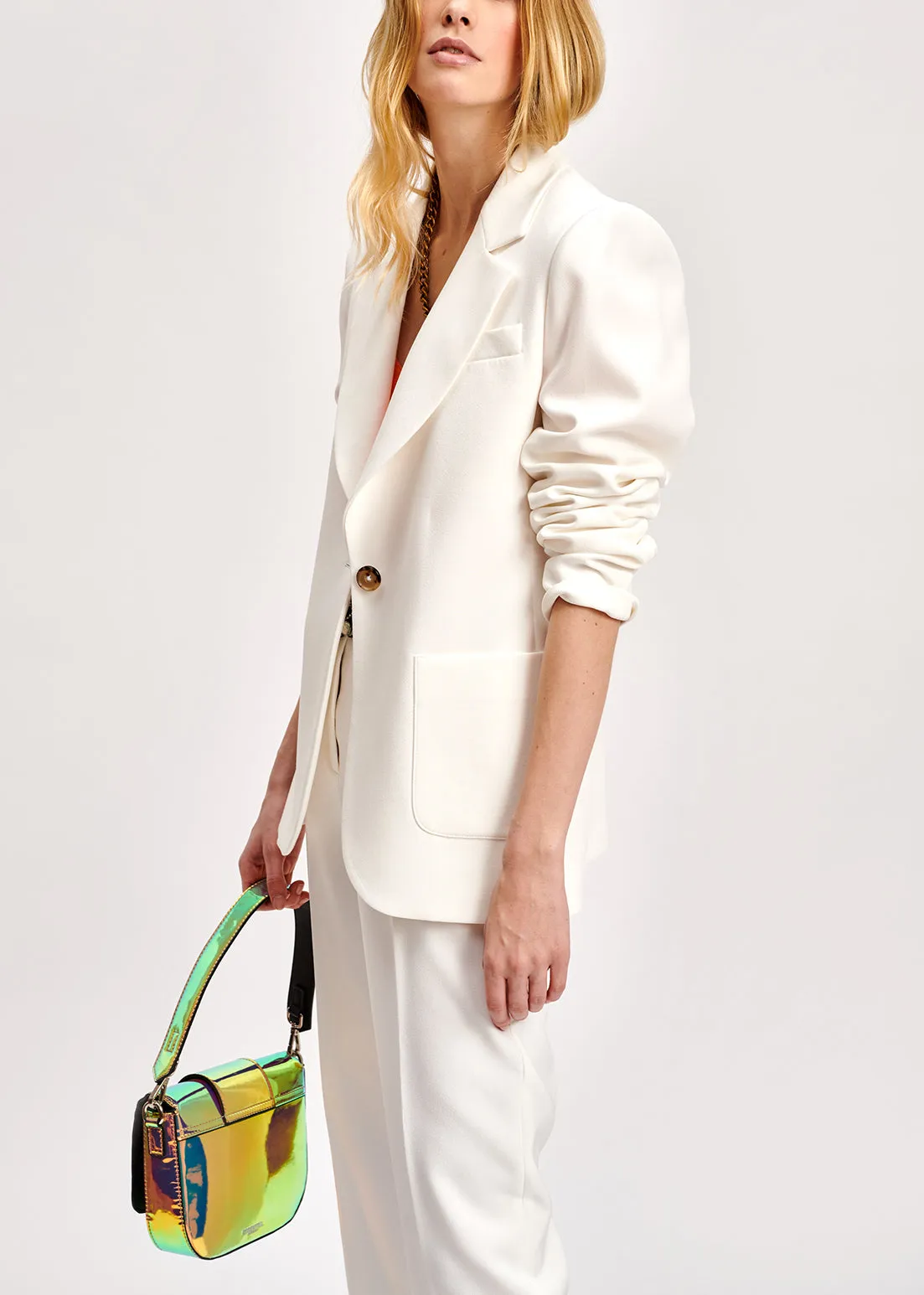 Off-white tailored blazer