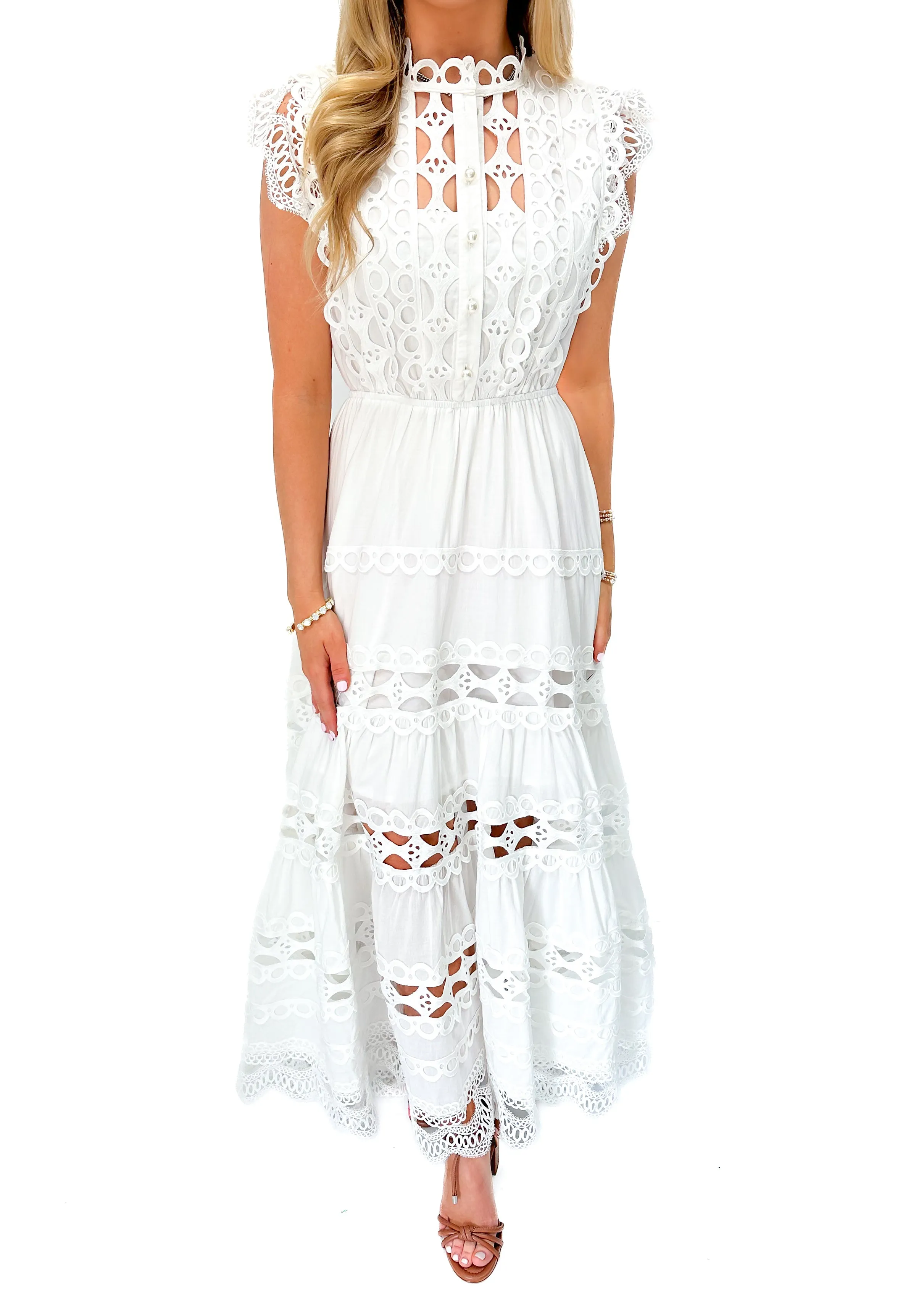 OO LA LA Sleeveless Buttoned Midi Dress - White
