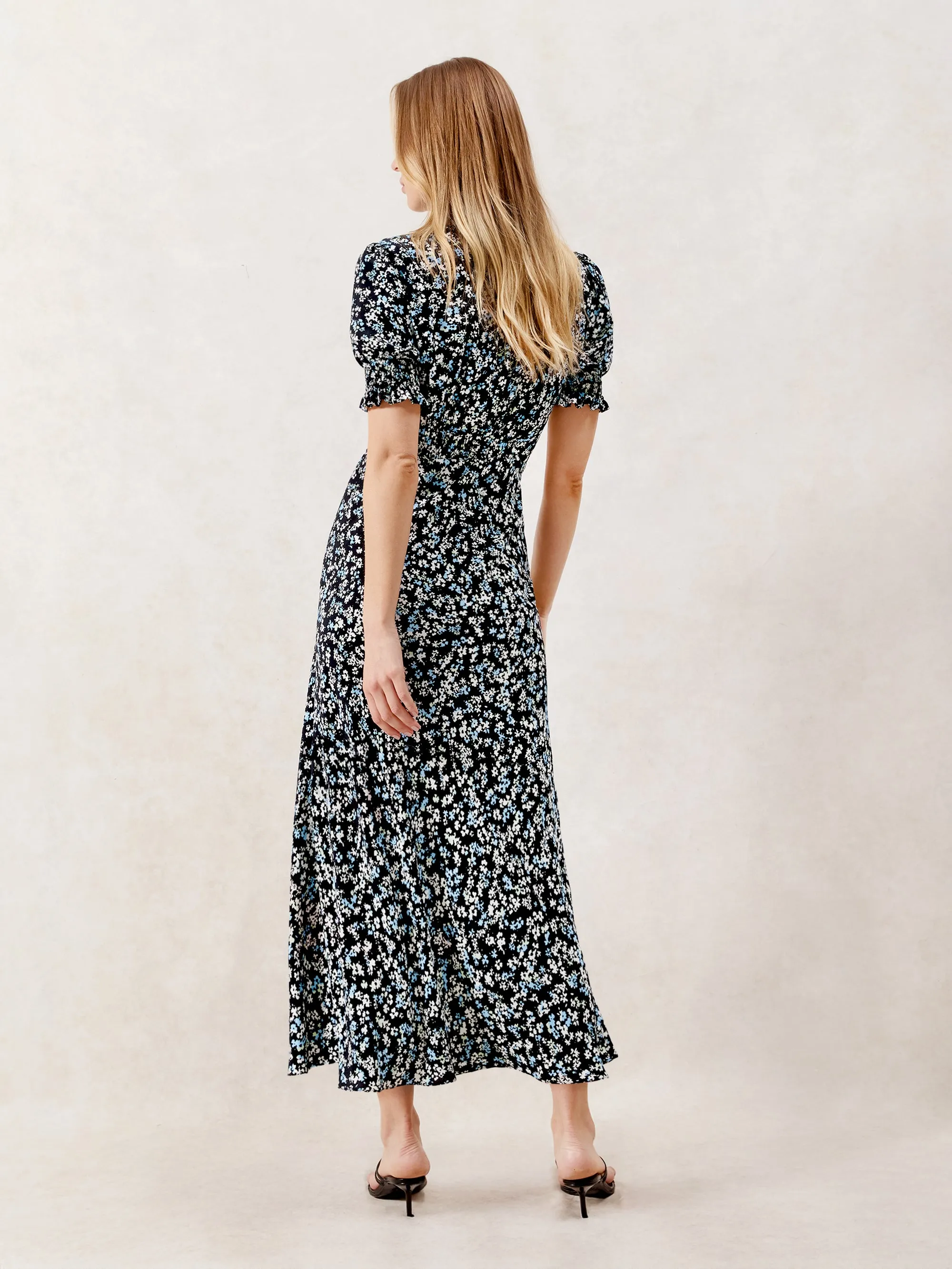 Petite Blue Ditsy Print Shirred Cuff Midi Dress