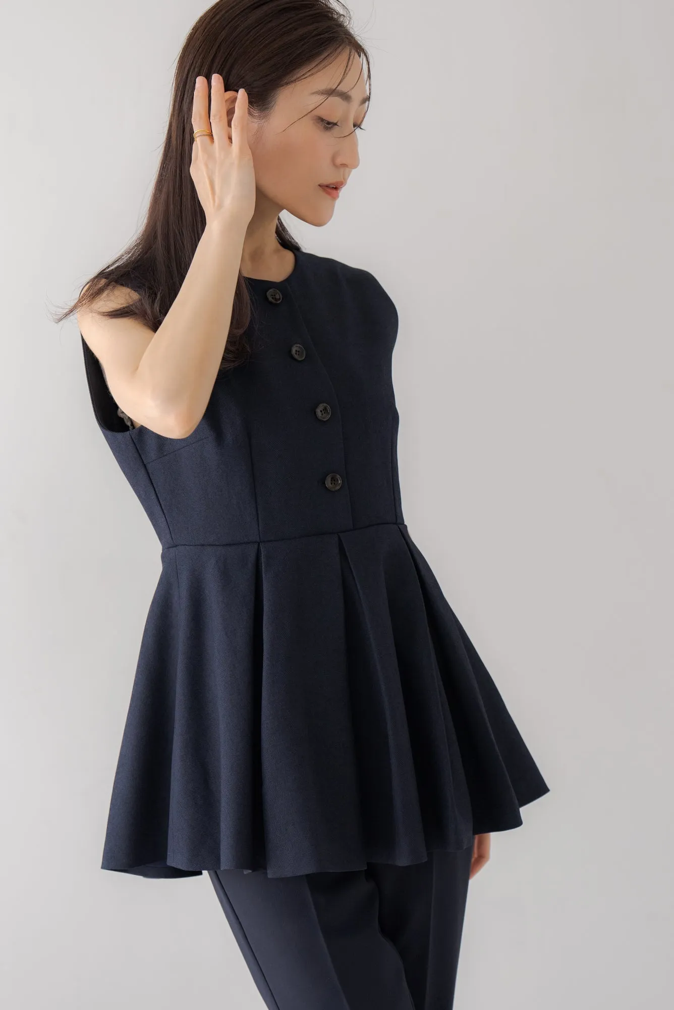 プリーツペプラムトップス｜PLEATS PEPLUM TOPS