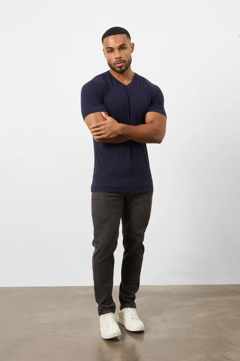 Premium Muscle Fit V-Neck in True Navy