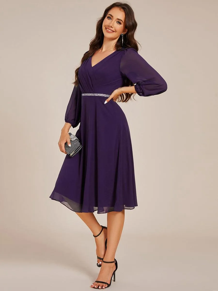 Robe d'invitée de mariage mi-longue plissée à manches longues en mousseline de soie