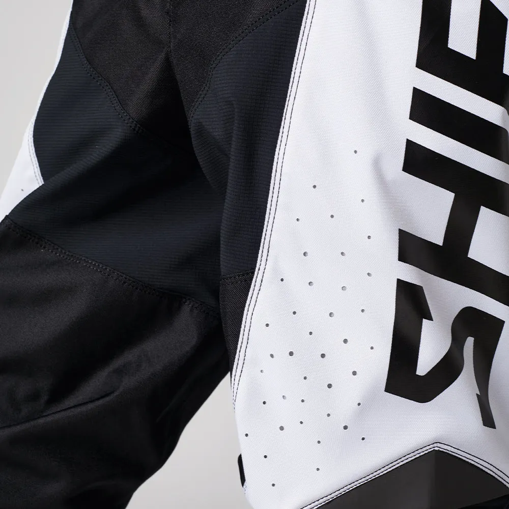 SHIFT WHITE LABEL TRAC PANTS [WHITE/BLACK]