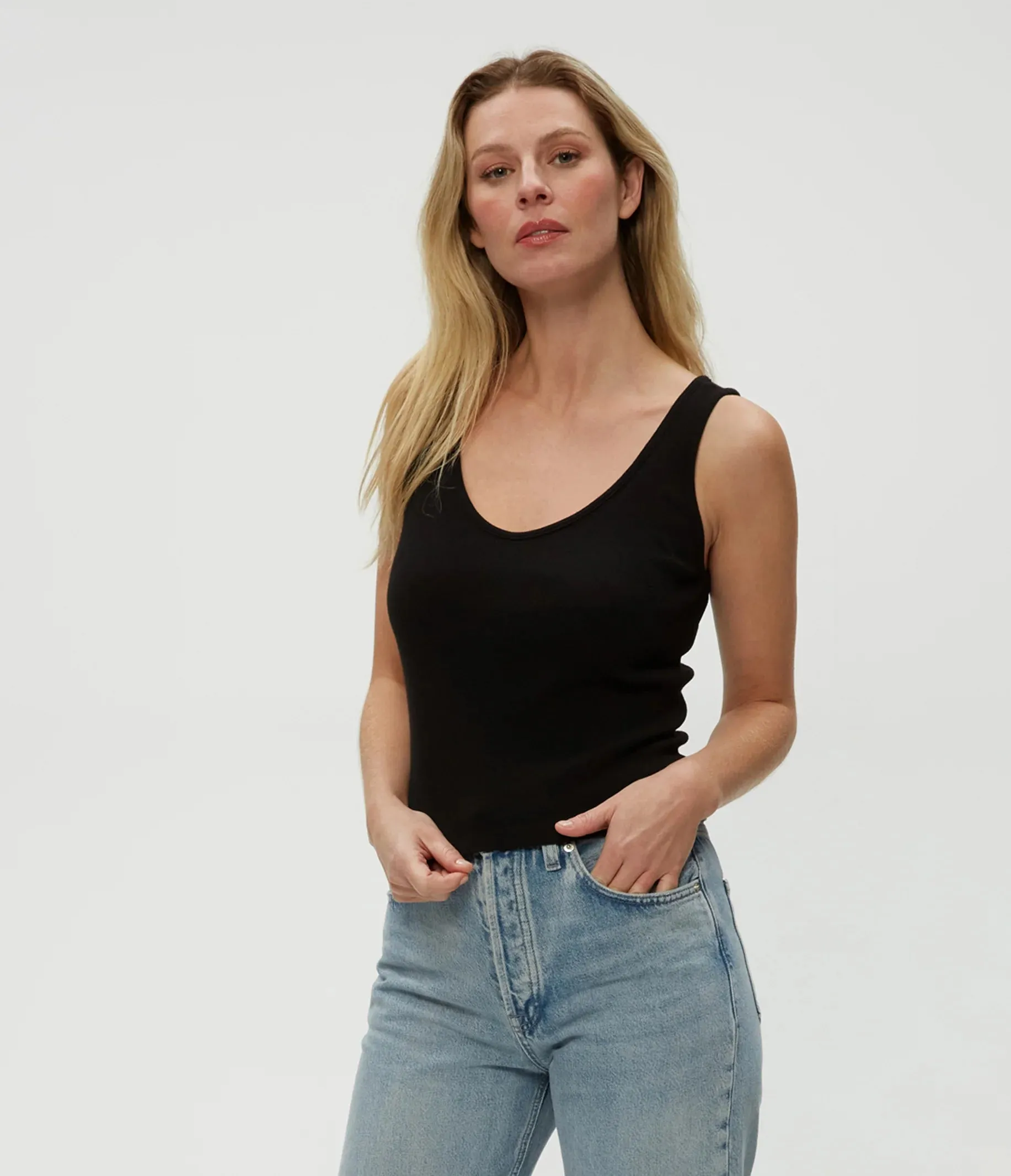 Sloan V Neck Tank - Black