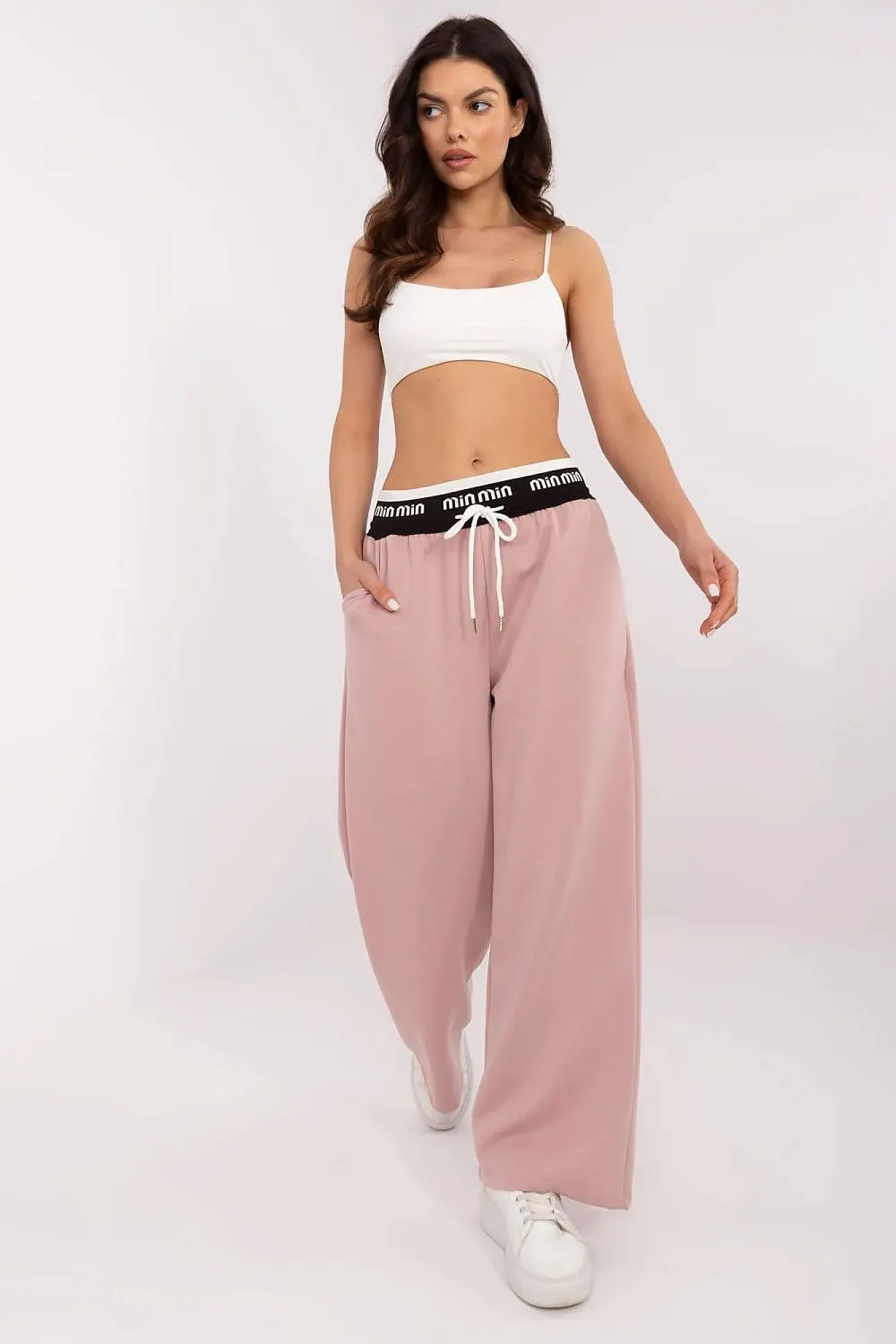 Stylish high-waisted sweatpants