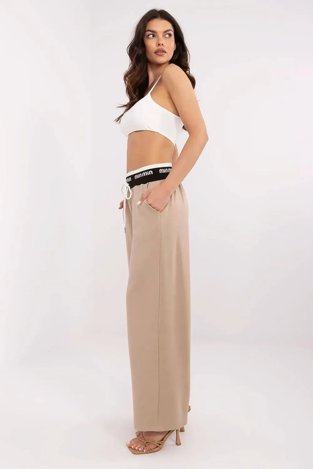 Stylish high-waisted sweatpants