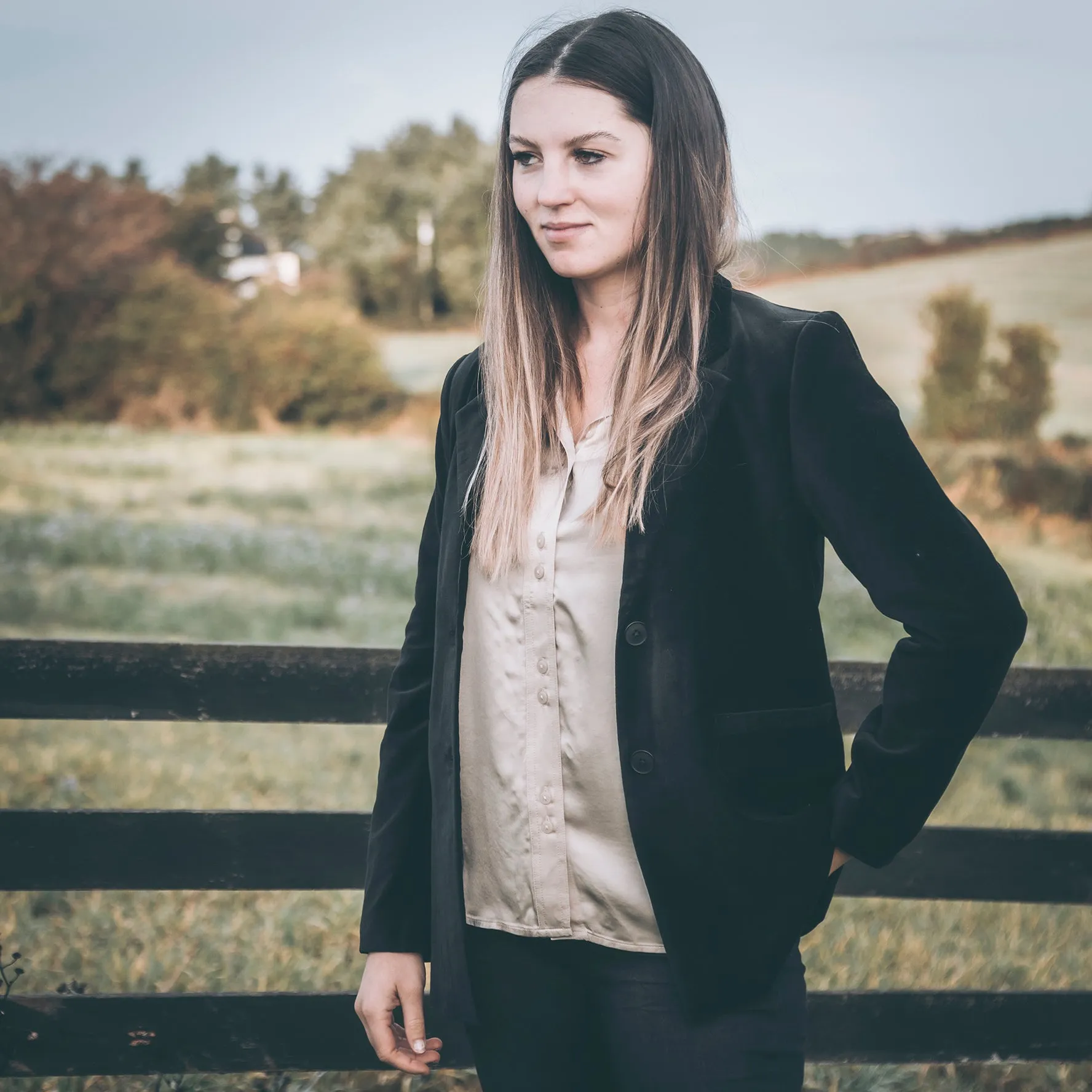 Theona Blazer - Black