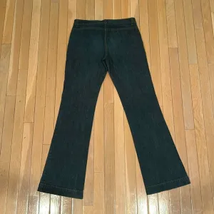 Theory Women’s Mid-High Waisted Dark Wash Jeans w/ No back pockets Size 8