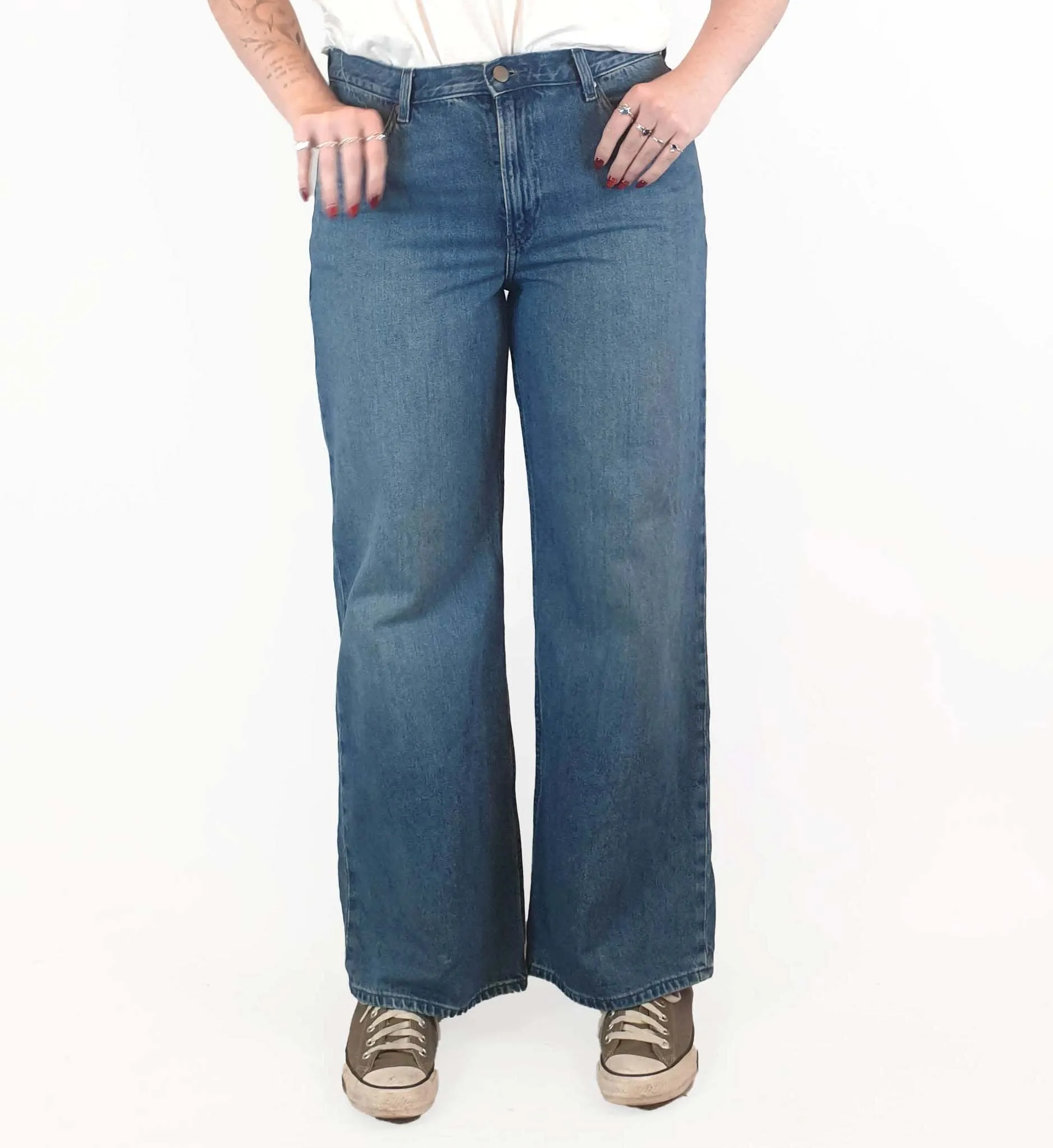 Uniqlo mid-denim wide leg jeans size 29, best fits 12-14