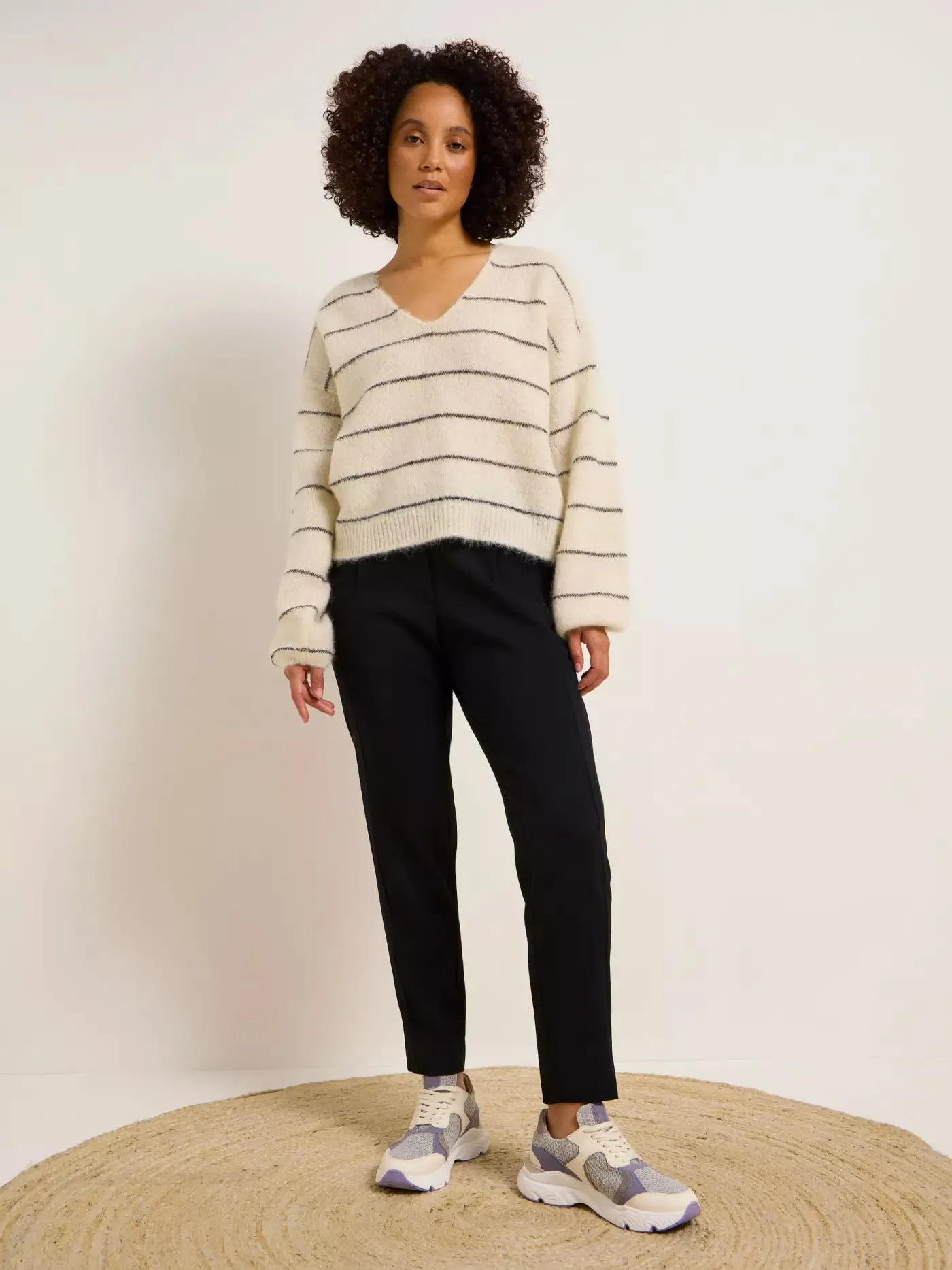 V-neck sweater stripes