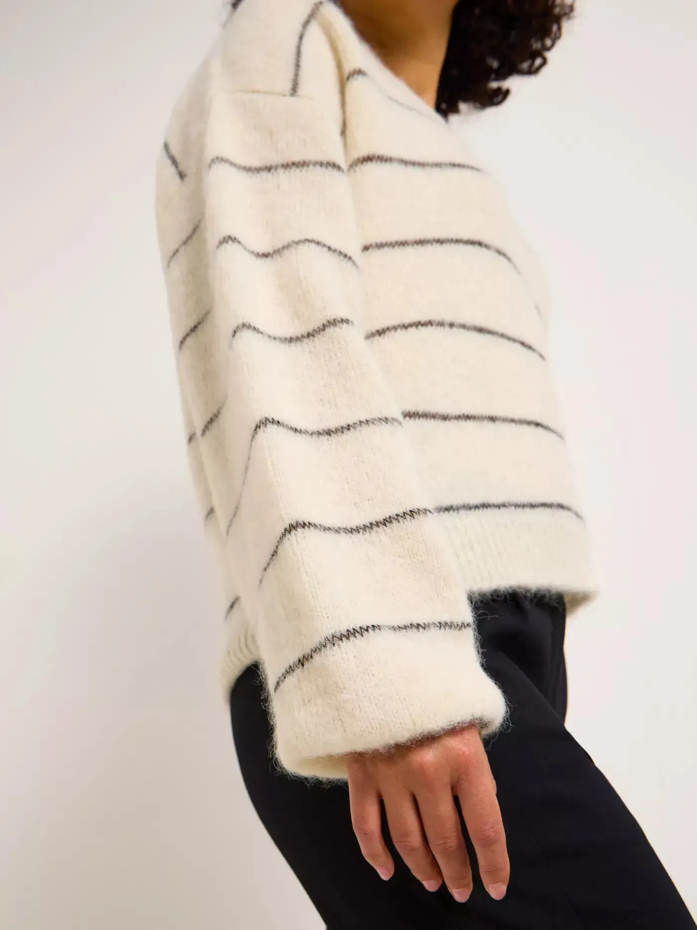 V-neck sweater stripes