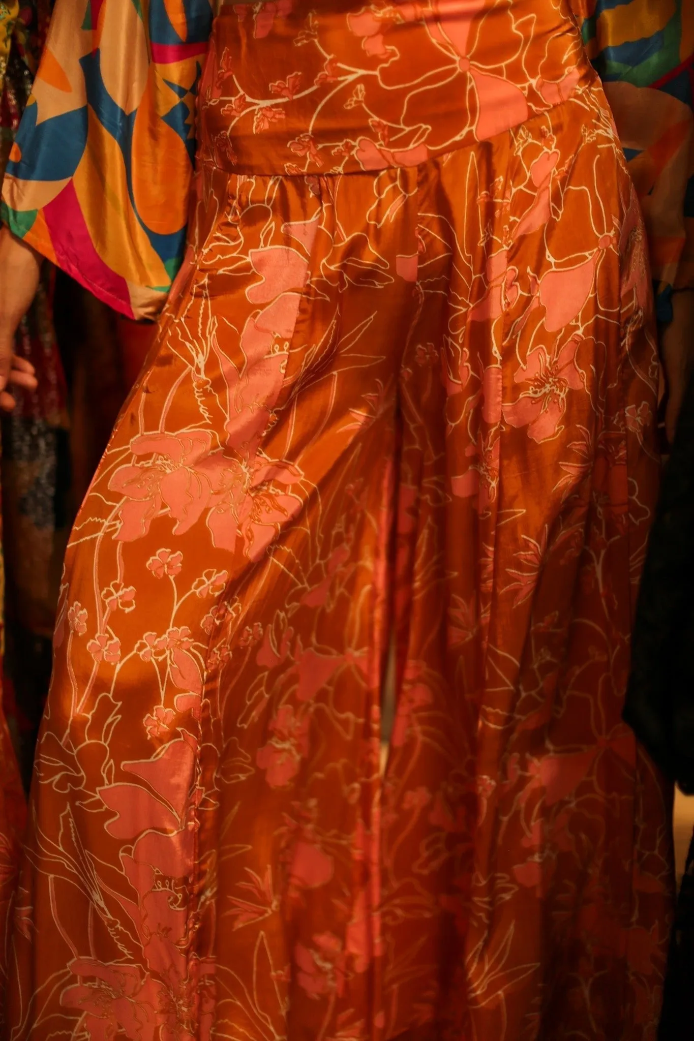 WIDE LEG SILK PANTS RUBY