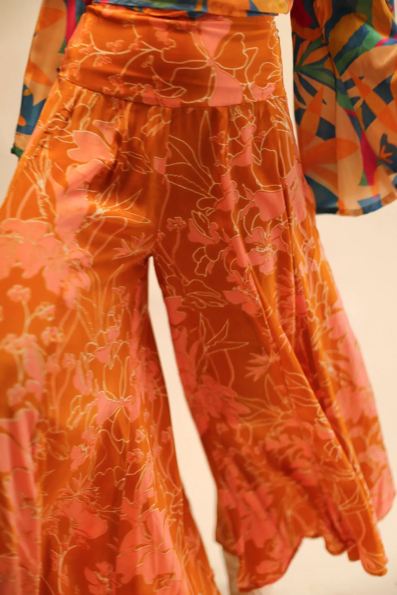 WIDE LEG SILK PANTS RUBY