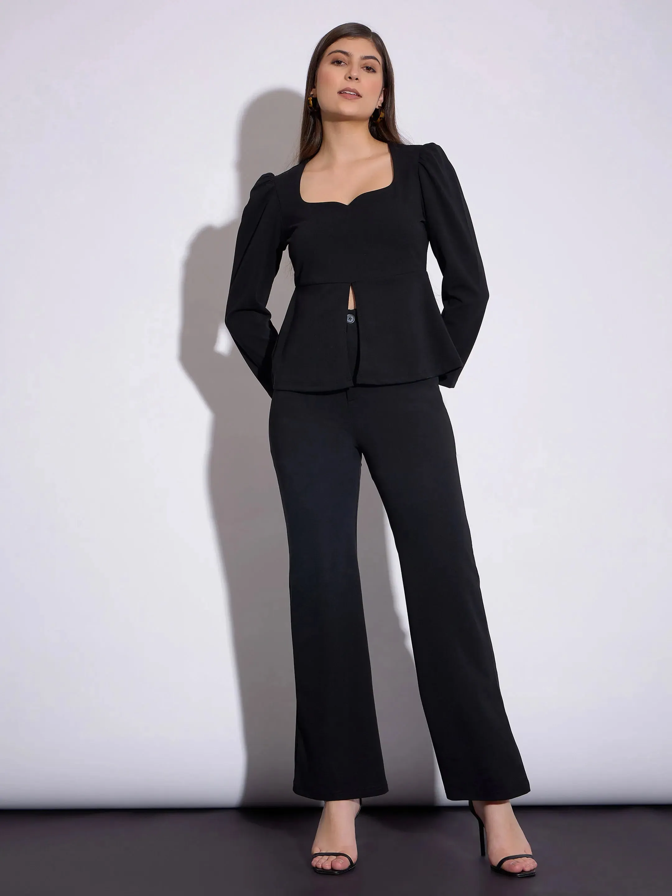 Women Black Sweetheart Neck Peplum Top