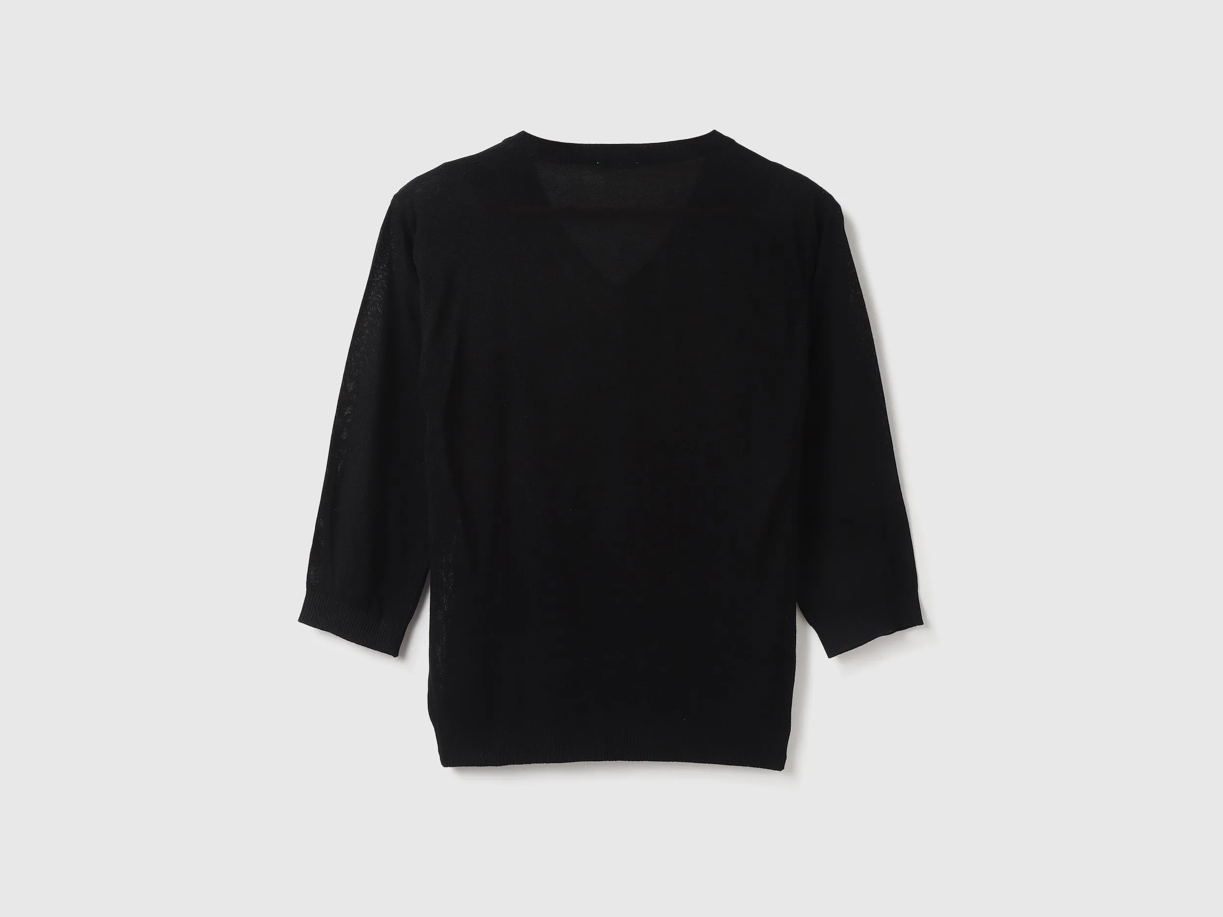 Women Knitted V-Neck Sweater