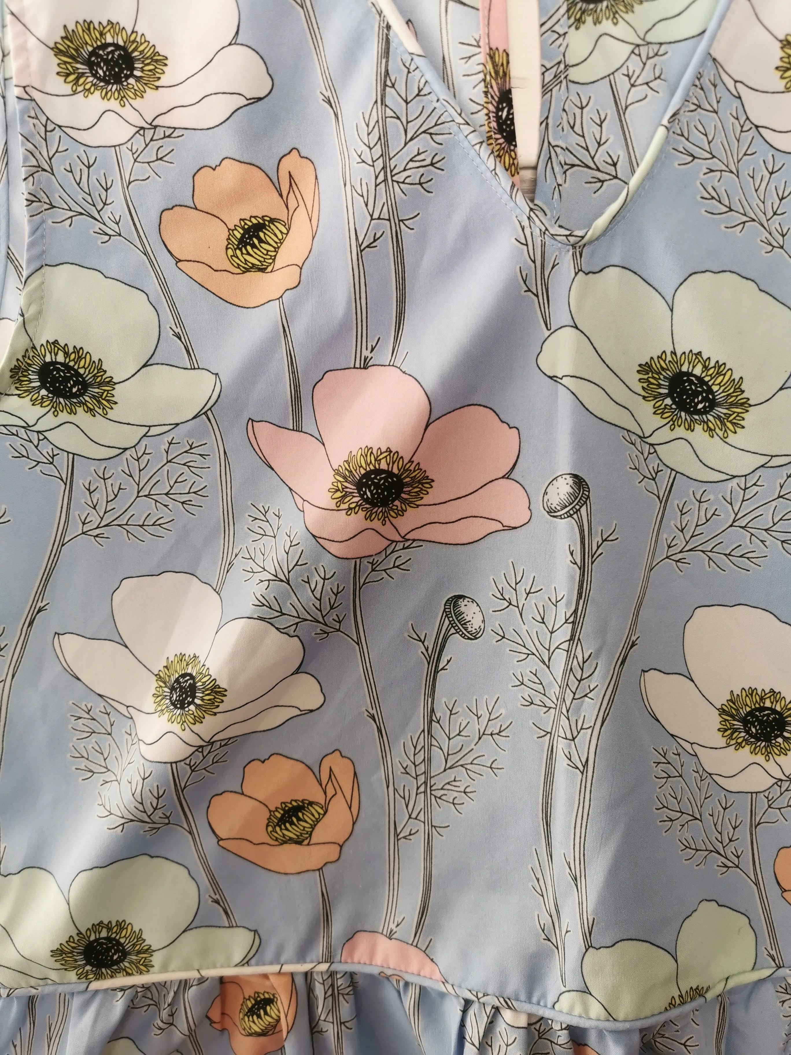 WOMENS SIZE SMALL - MOLLY BRACKEN, Floral Print, Peplum V-Neck Tank Top EUC B58