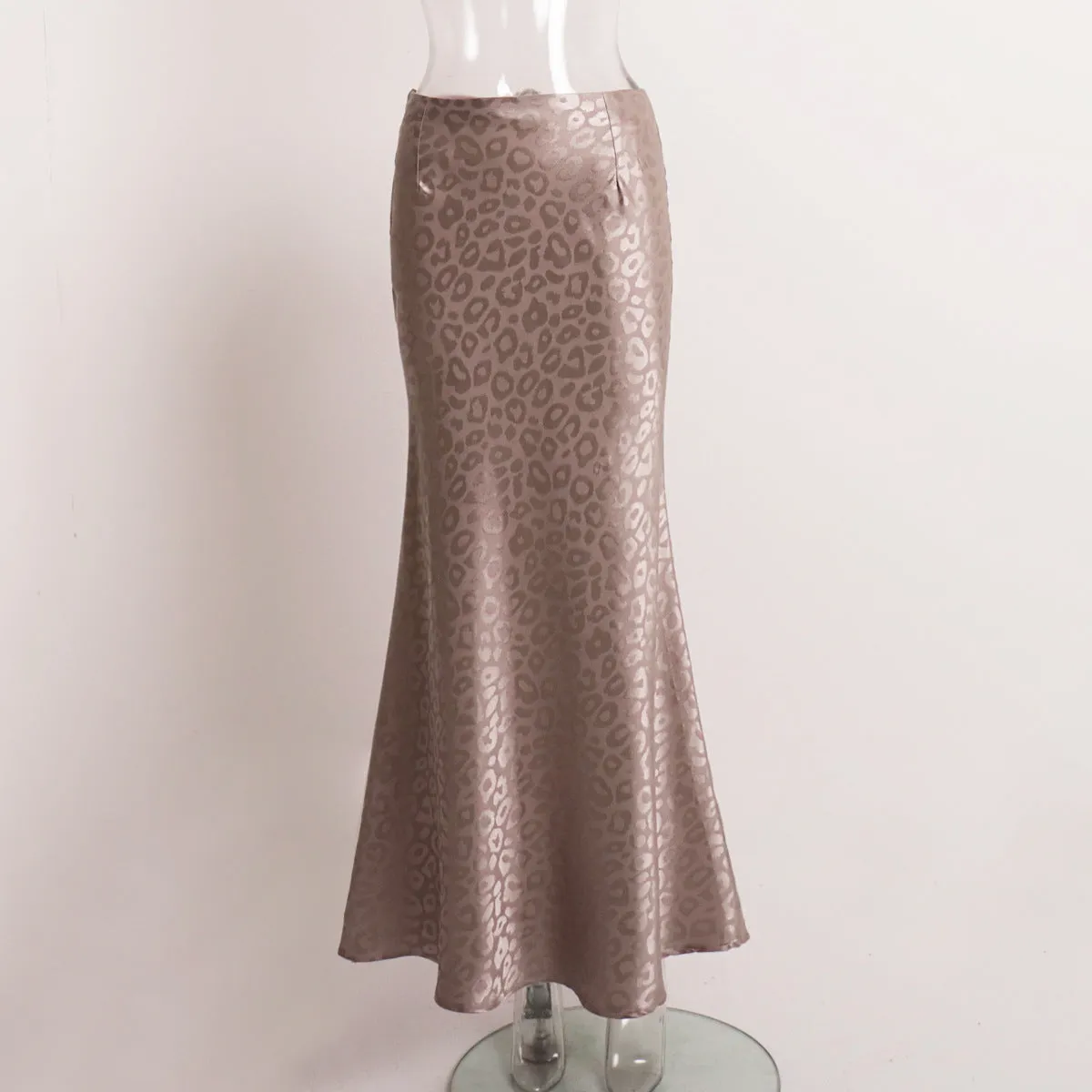 XIEYINSHE Cross-border jacquard leopard print skirt 2025 New summer new trend hip-wrapped jacquard leopard print long skirt